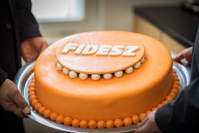 Budapest, 2019. március 30. A Miniszterelnöki Sajtóiroda által közreadott képen torta a Fidesz 31. születésnapi ünnepségén a Fidesz Lendvay utcai székházában 2019. március 30-án. MTI/Miniszterelnöki Sajtóiroda