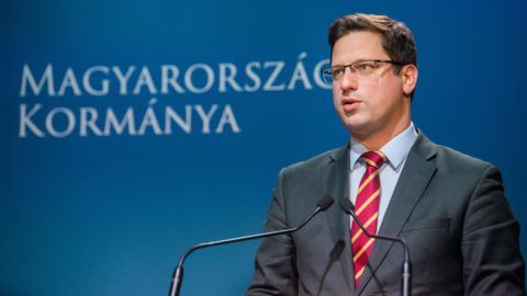 Budapest, 2018. november 28. Gulyás Gergely, a Miniszterelnökséget vezetõ miniszter a Kormányinfó sajtótájékoztatón a Miniszterelnöki Kabinetiroda Garibaldi utcai sajtótermében 2018. november 28-án. MTI/Balogh Zoltán