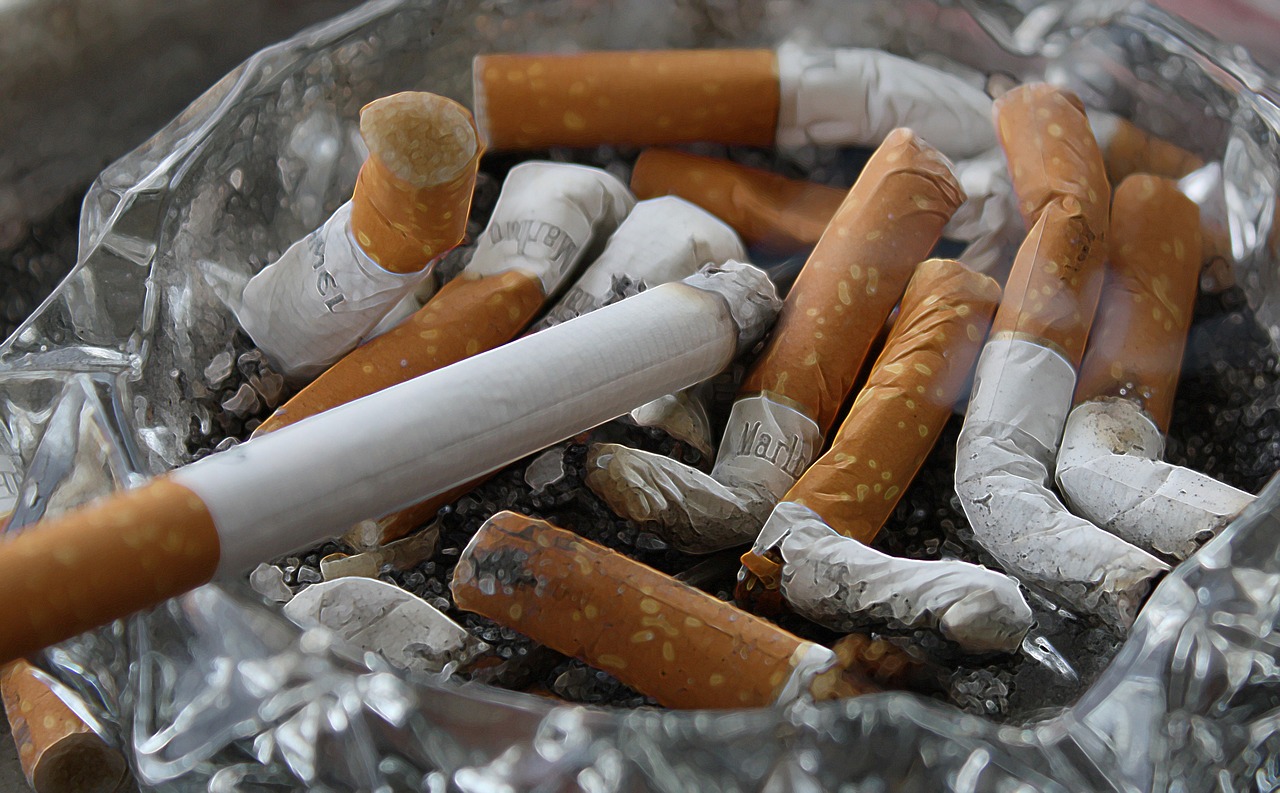 A britek betiltották a dohányzást, igaz csak a 2009 után születettek körében