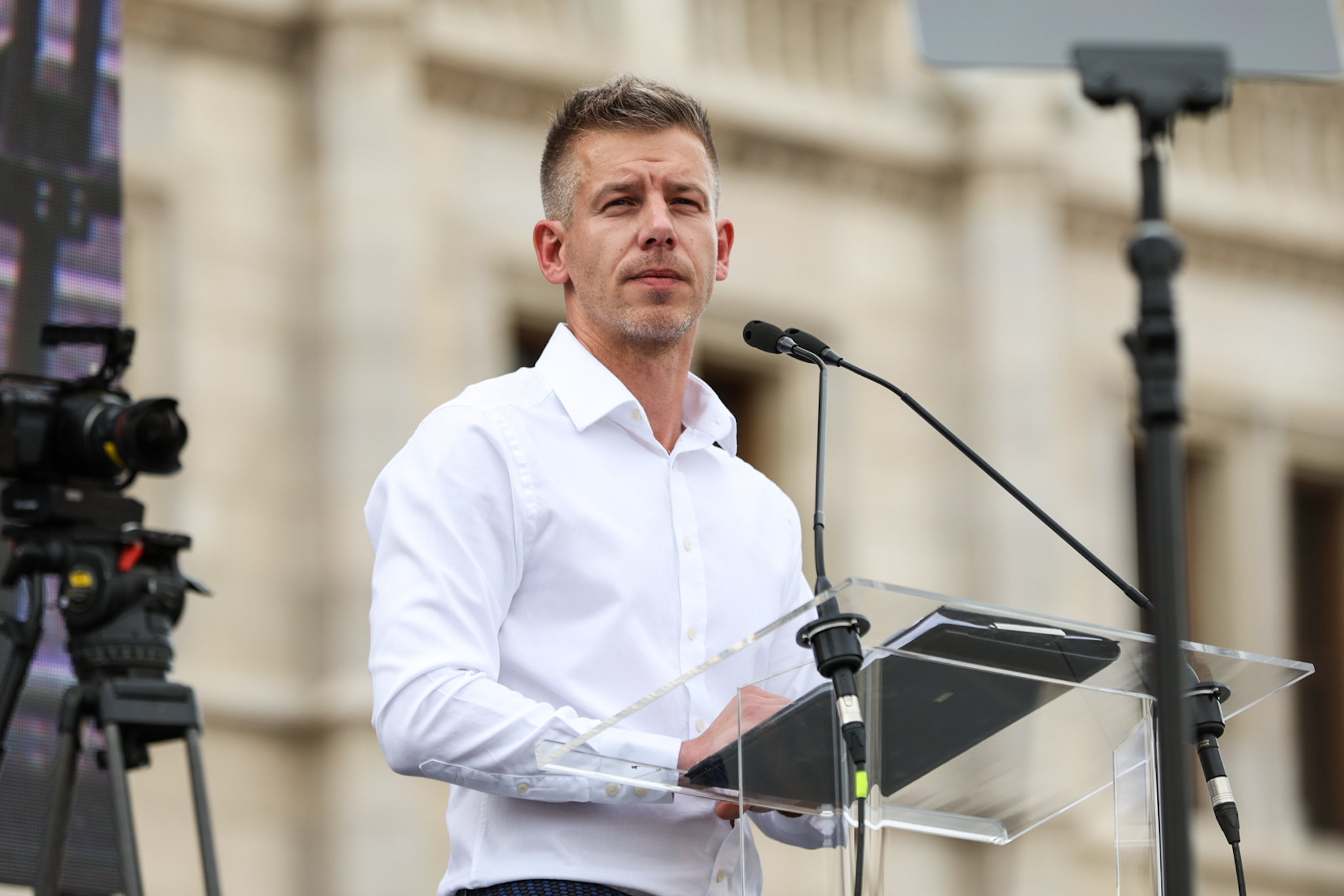 Magyar Péter: Budapesten és a megyei jogú városokban alig pár szászalékra vagyunk a Fidesztől