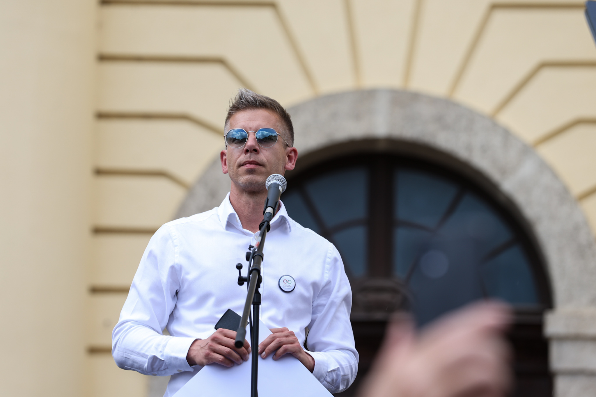 Magyar Péter: Ha megválasztanak, két ciklusig lehet valaki országgyűlési képviselő, mentelmi jog nélkül