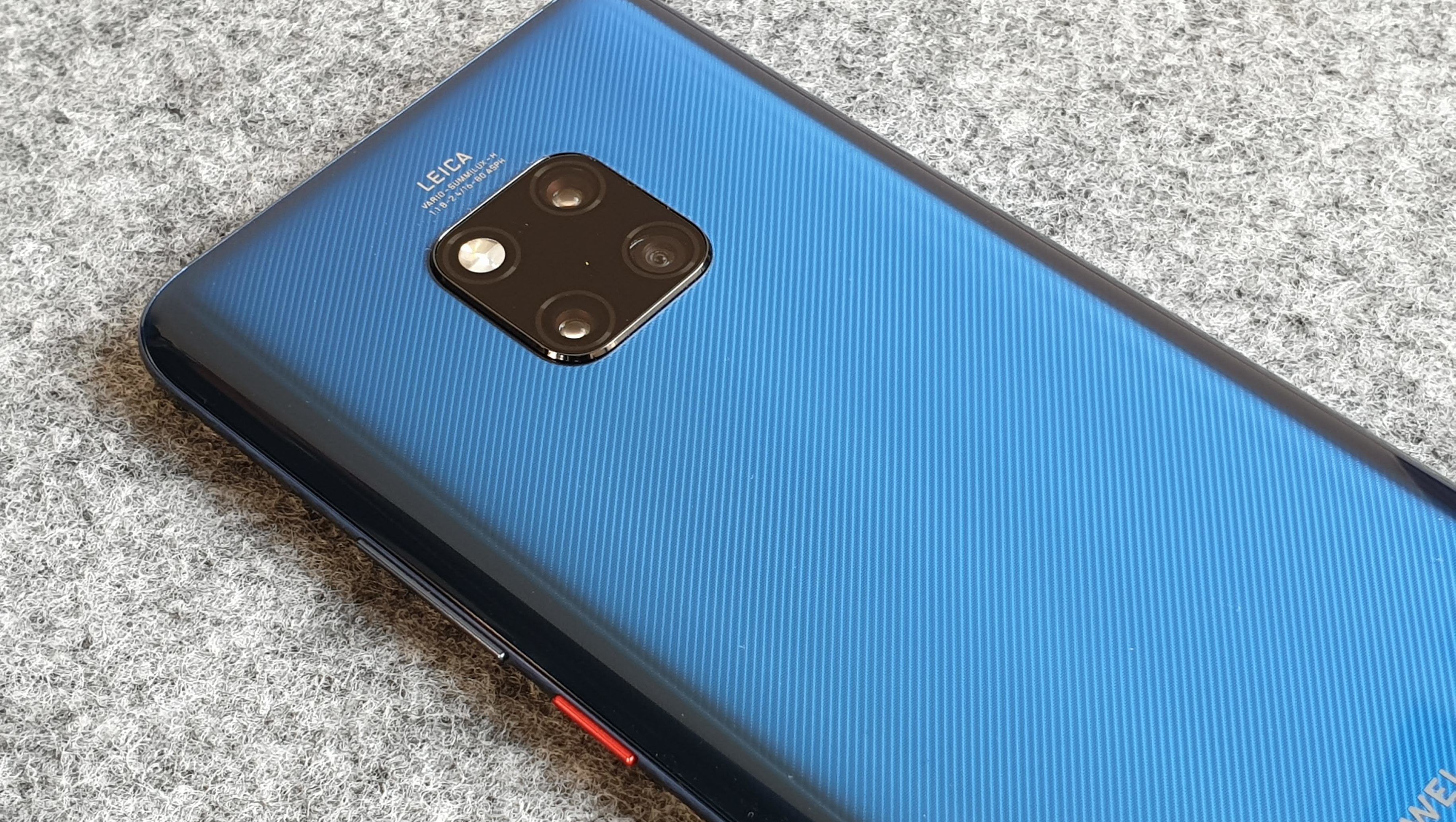 Íme a Huawei Mate 20 Pro okostelefon, amit megint imádni fognak a magyarok