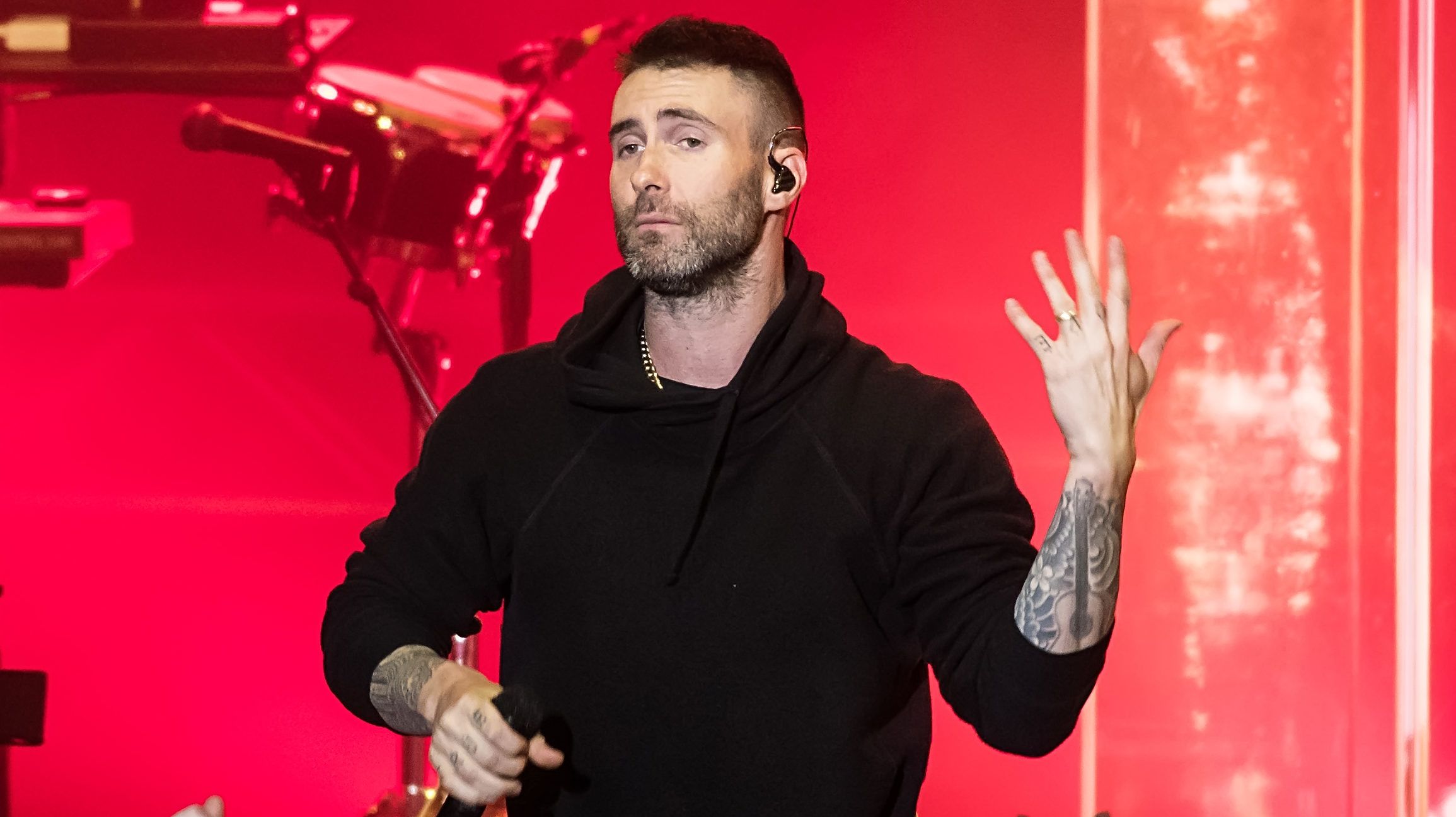 Palvin Barbi pasijának kihívója akadt Adam Levine személyében