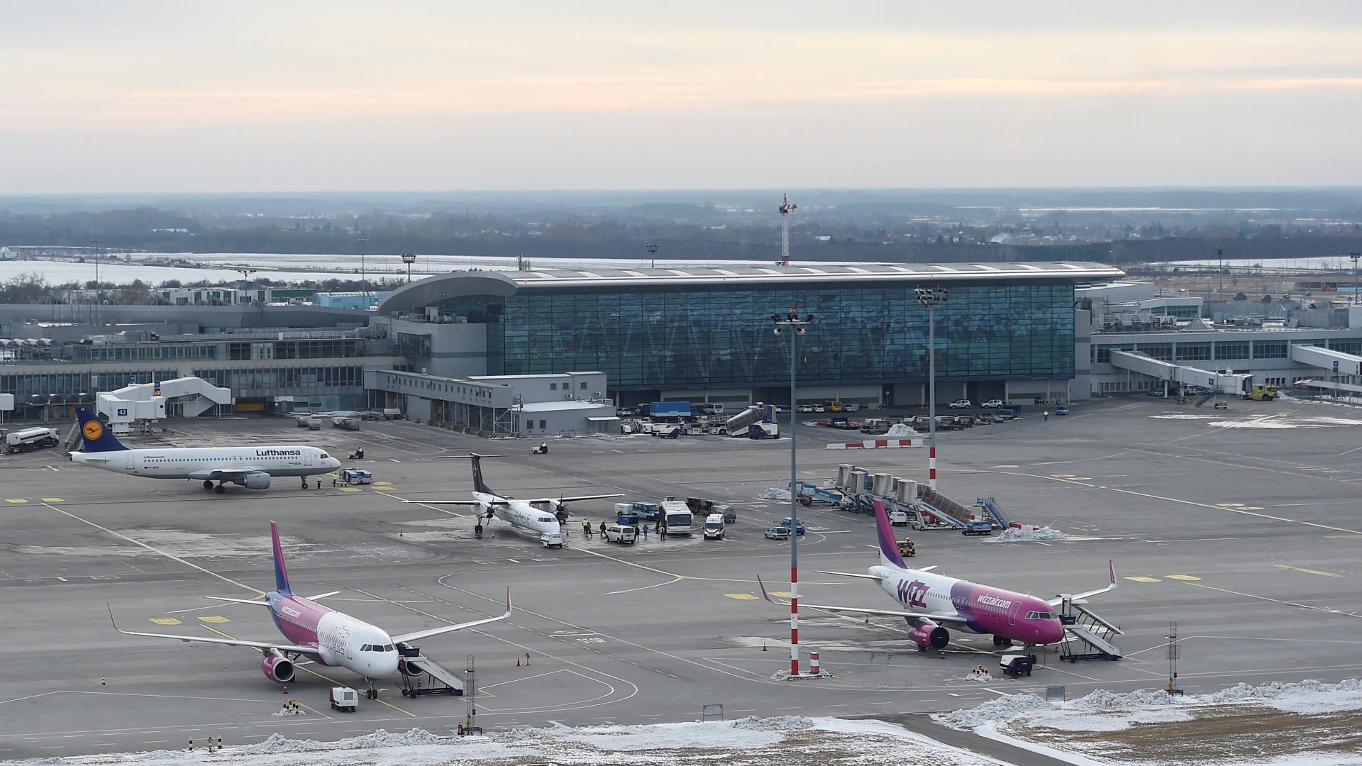 Budapesten szakította meg útját a Turkish Airlines Párizsba tartó járata