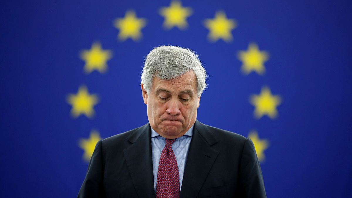 Tajani: Orbánnal lehet azért komolyan beszélni