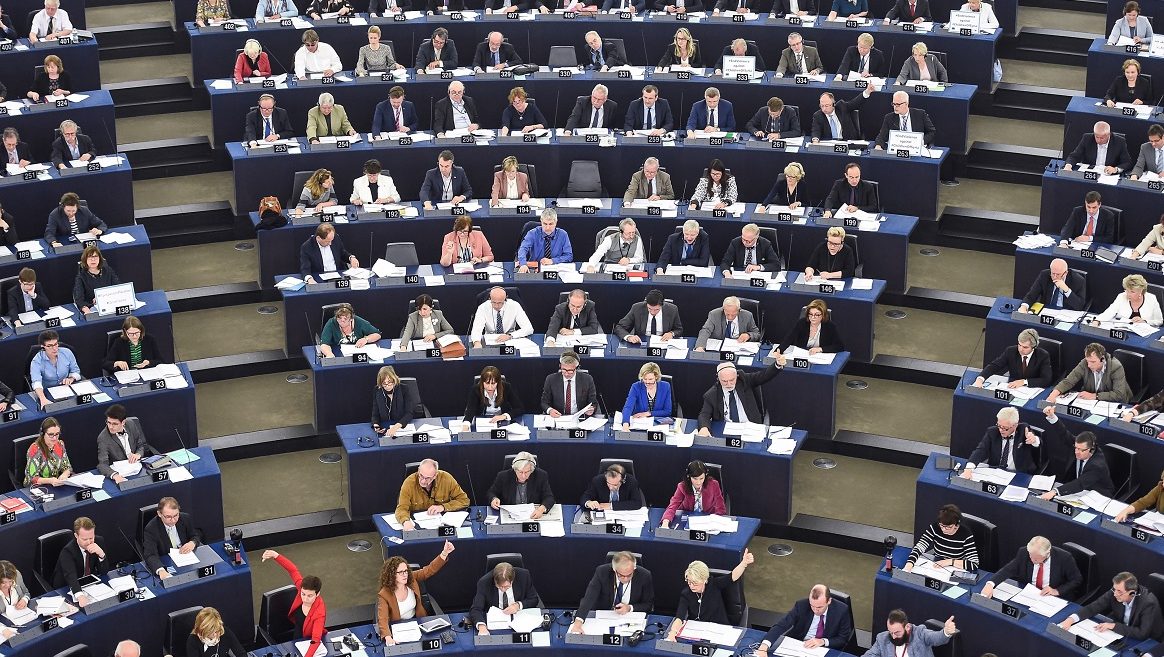 18 pártot vettek nyilvántartásba az EP-választásra