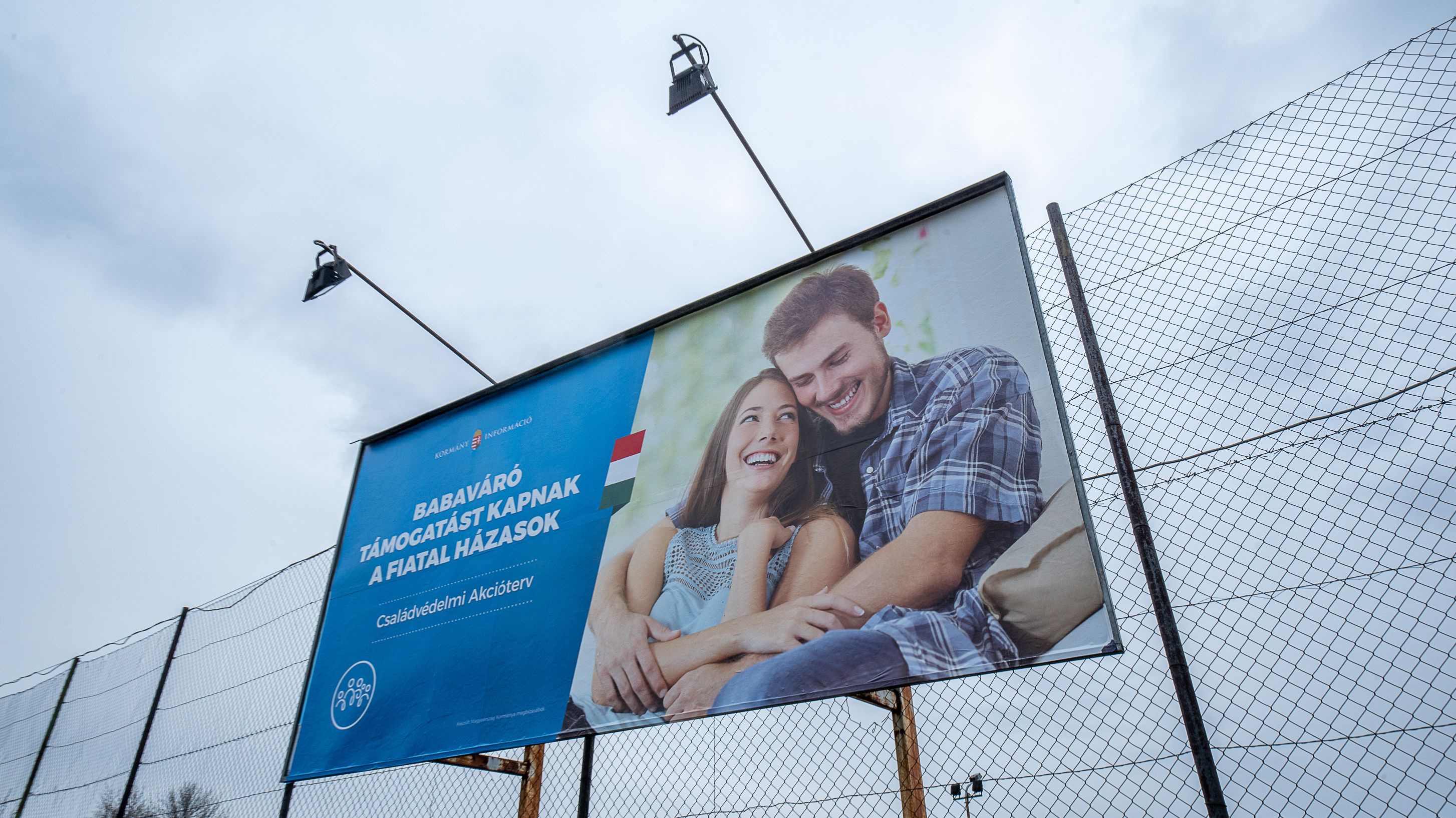 Százezren igényelték a CSOK-ot, ötszáz család ígért előre három gyereket