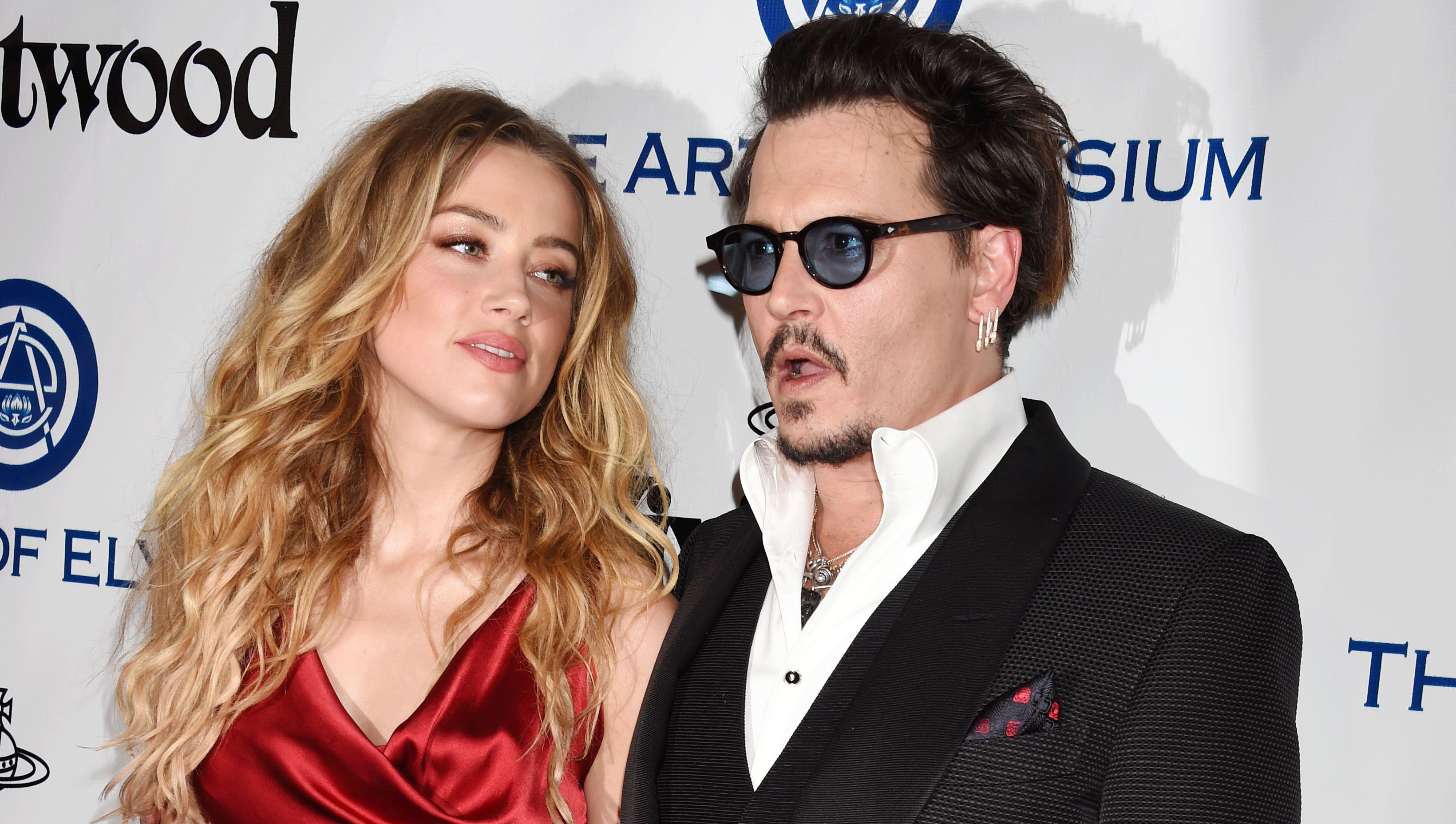 Johnny Depp középső ujját vissza kellett varrni egy ex-feleségével való vita után