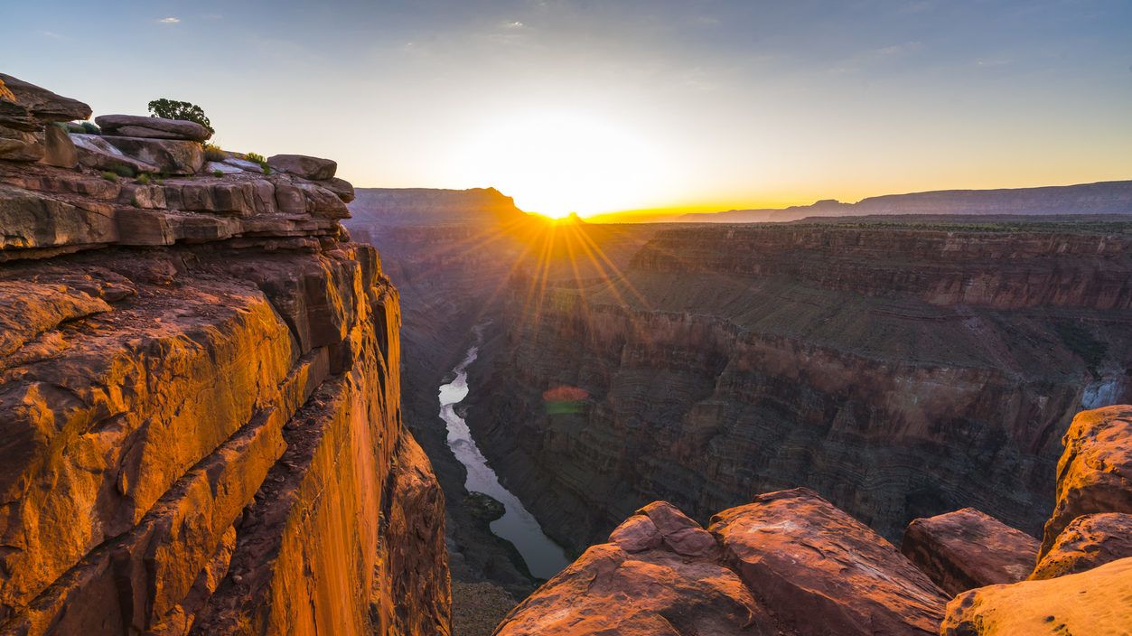 Fotózás közben zuhant a halálba egy turista a Grand Canyonban