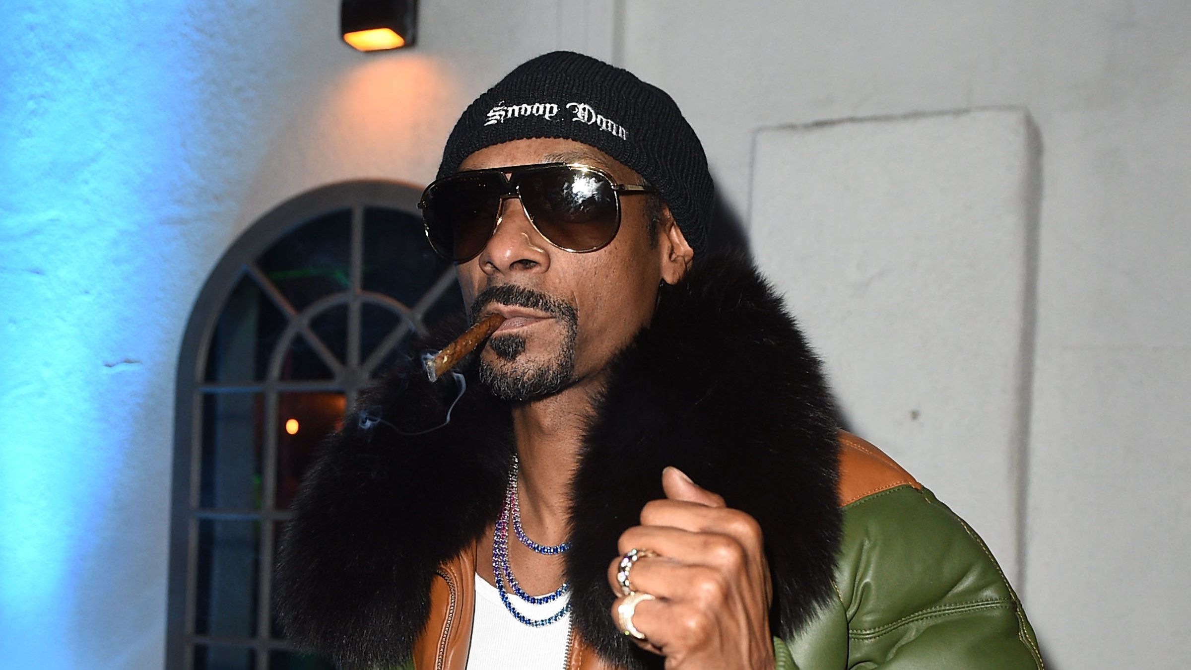 Snoop Dogg egy klubban felejtett 140 milliót egy hátizsákban