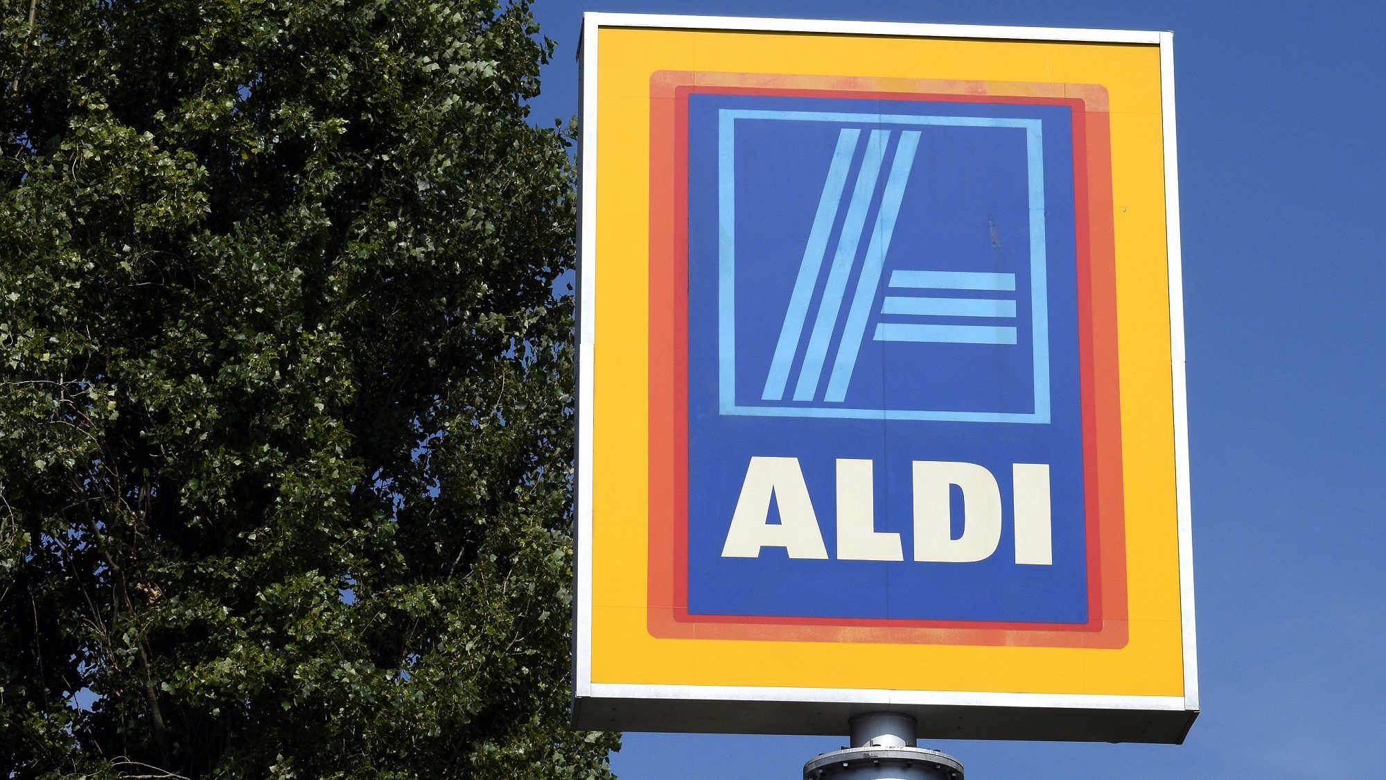 Visszahívja egyik kedvelt termékét az Aldi