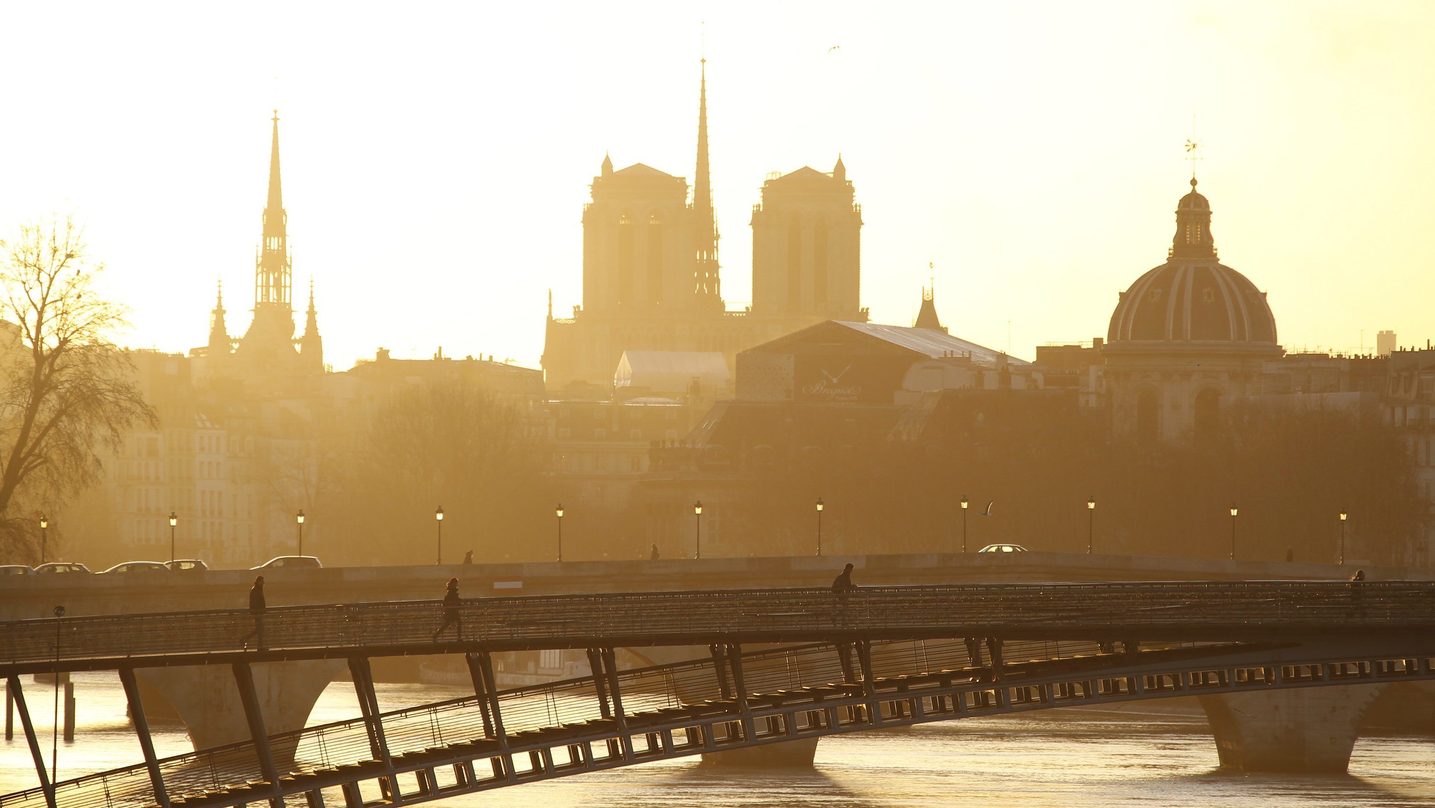 Mi maradt egy ekkora tűz után a Notre-Dame-ból?