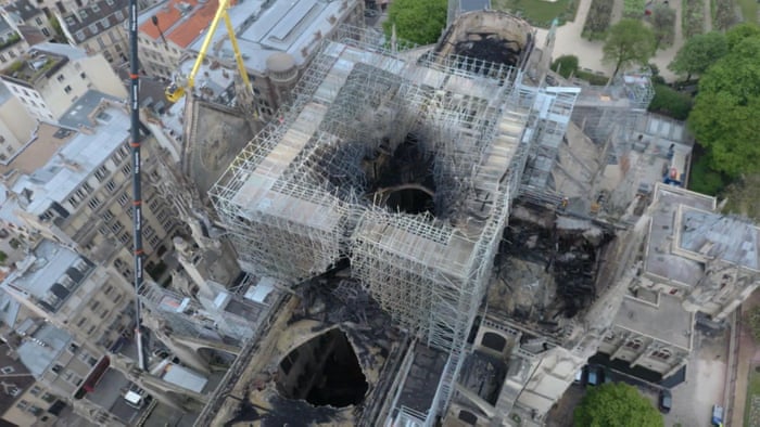 Egy drón segítségével nézheted meg mi maradt a Notre Dame-i tűz után