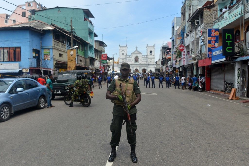 Merényletek szállodákban és templomokban Srí Lankán