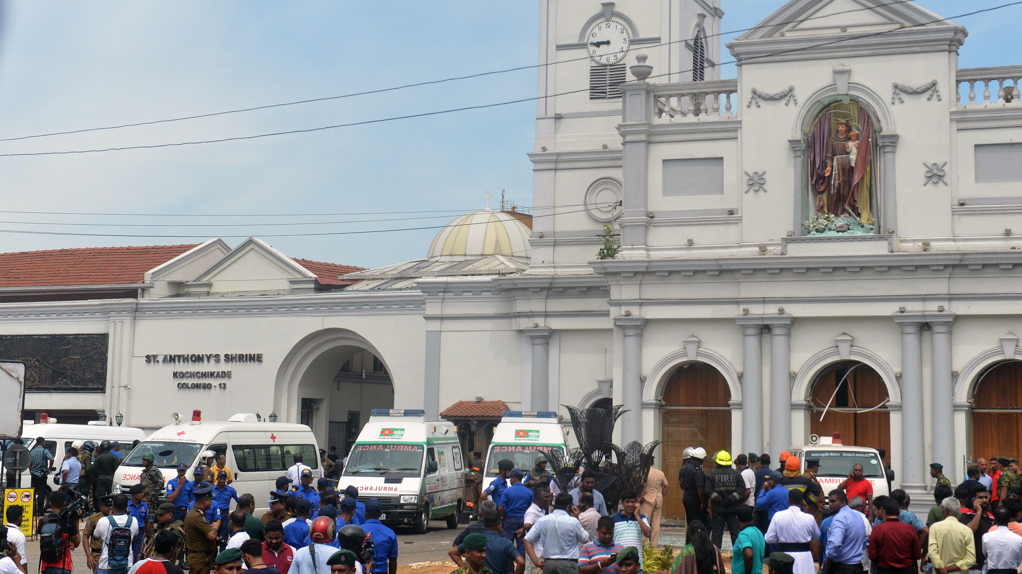 Több videón is látszik, mi maradt a Srí Lanka-i robbantás után