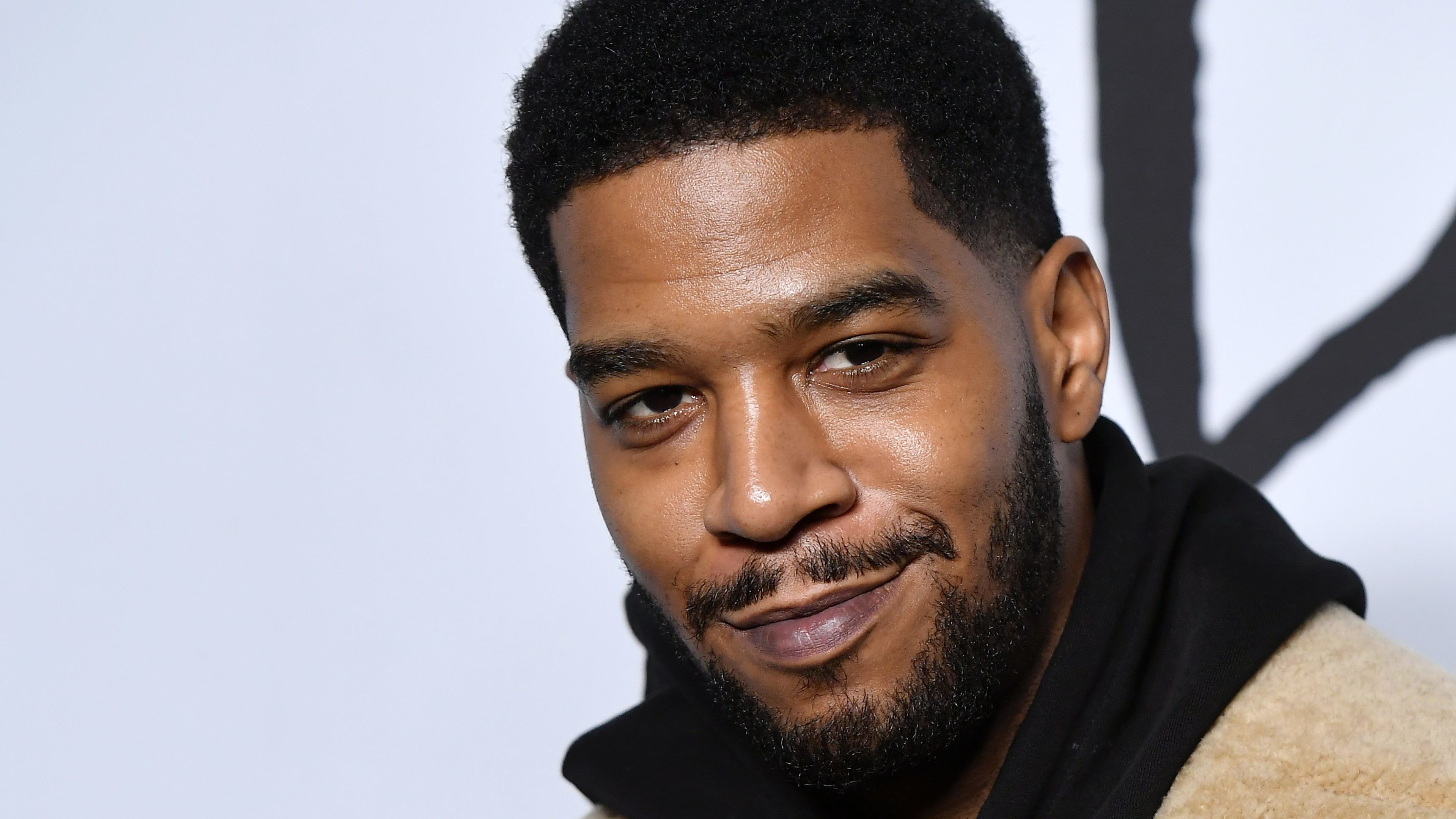 Kid Cudi 2,8 millió forintnyi kaját adományozott egy sürgősségi menedékháznak