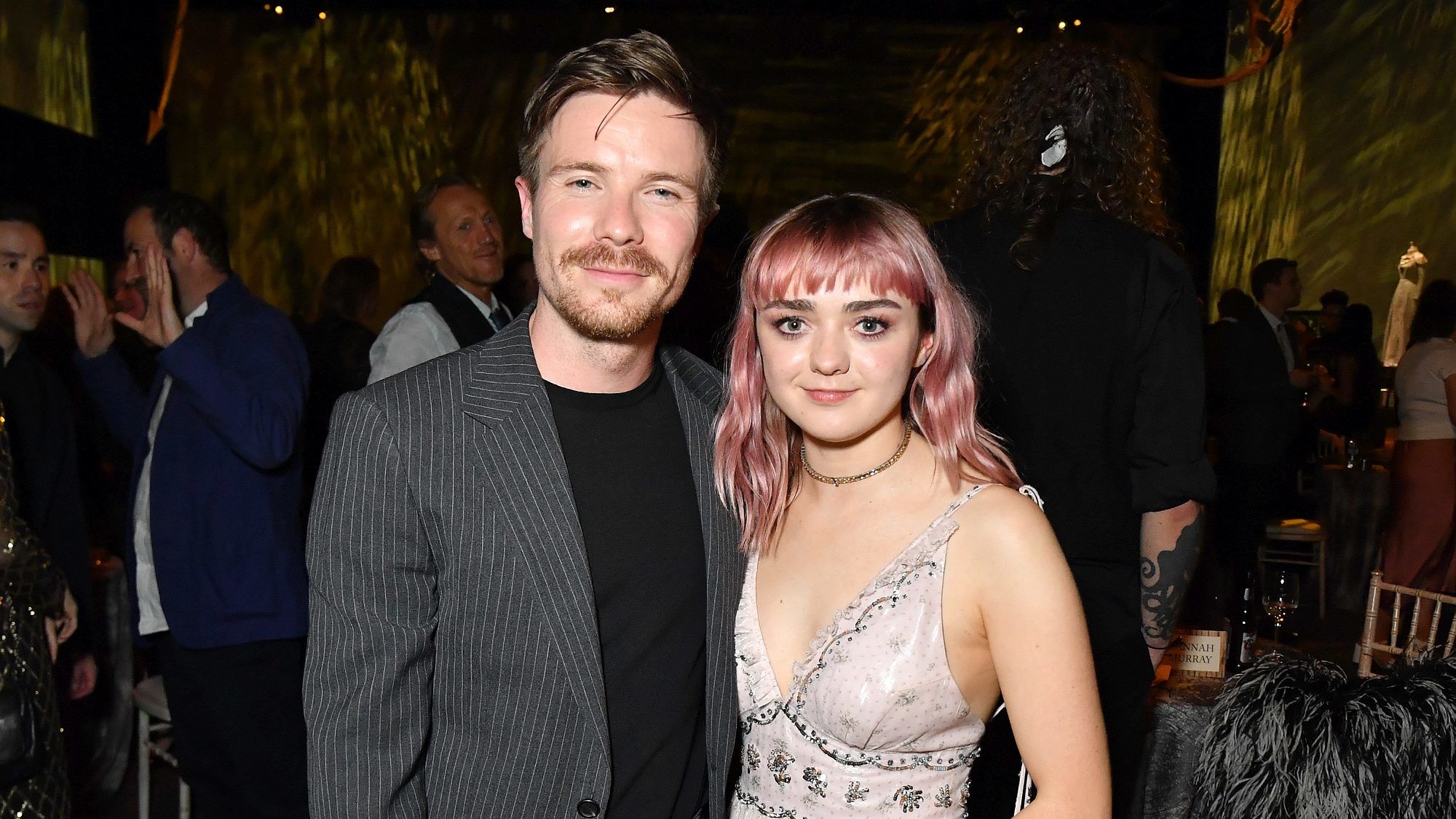 Maisie Williams szexjelenetét a családja is látta