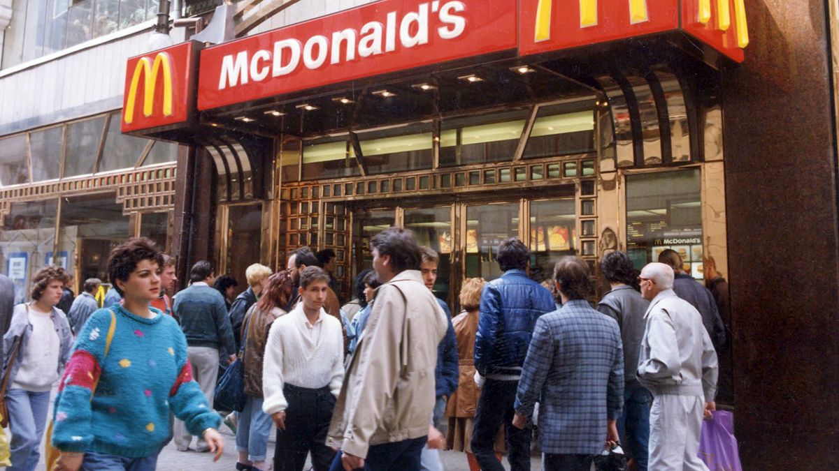 A hamburger, ami legyőzte a kommunizmust és a gyerekkort