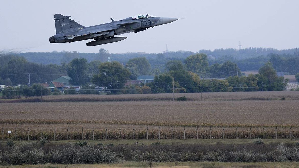 Magyar Gripenek védik a balti légteret