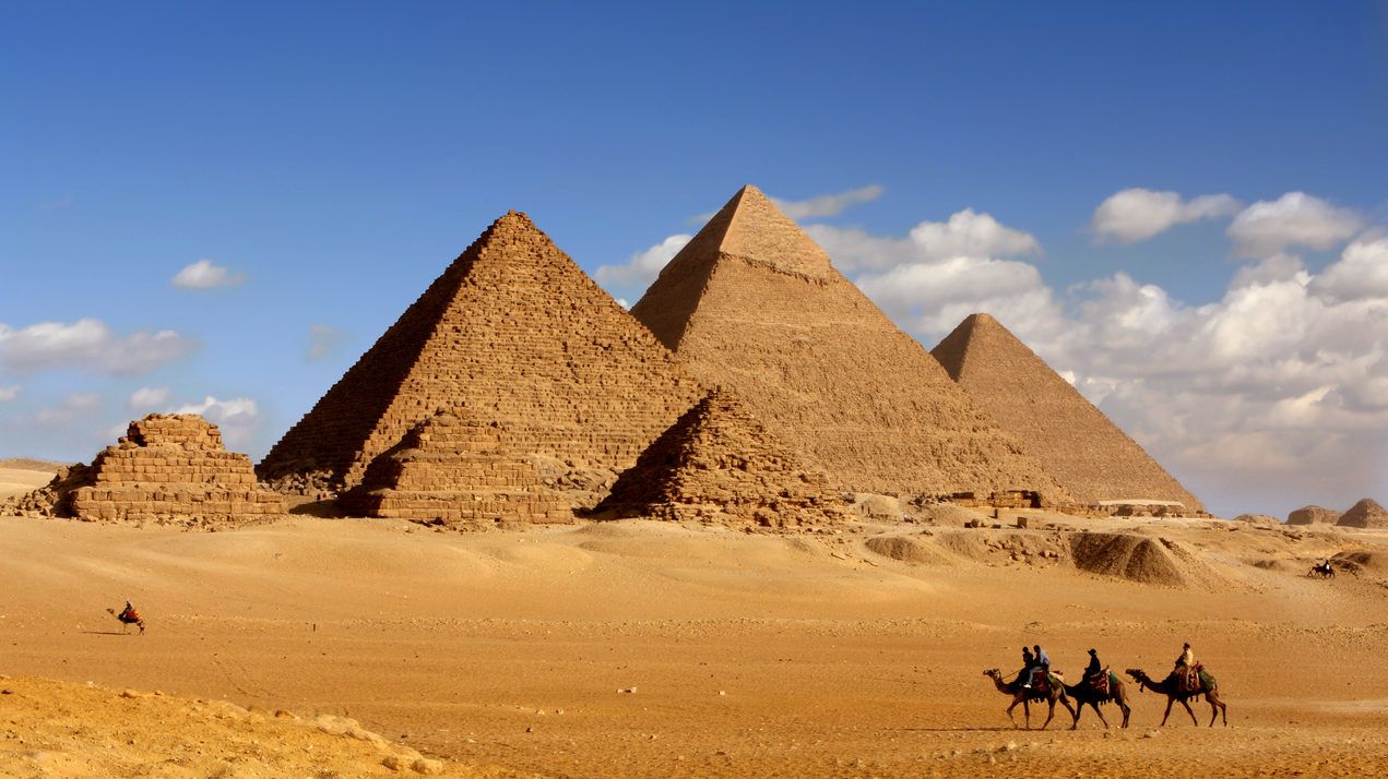 Ókori temetőre bukkantak a gízai piramisoknál