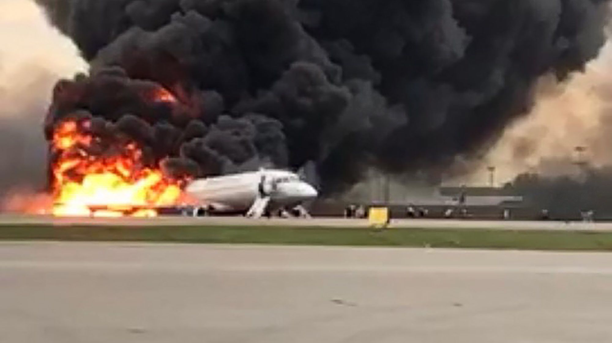 Moszkvai repülőbaleset: a pilóták hibáztak