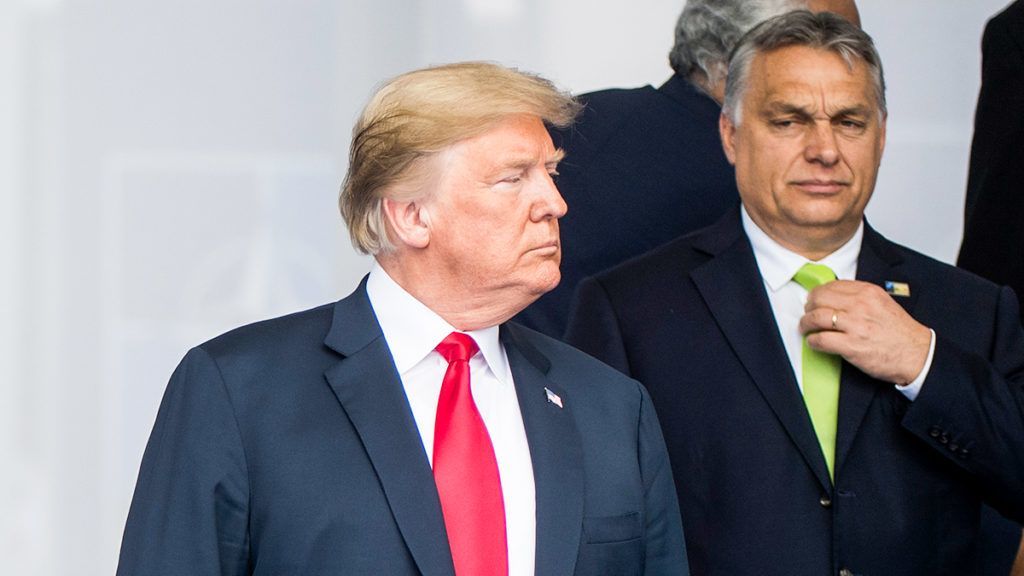 FT: Trump felkarolta Orbánt, az uniós jobbközépnek viszont nem kellene