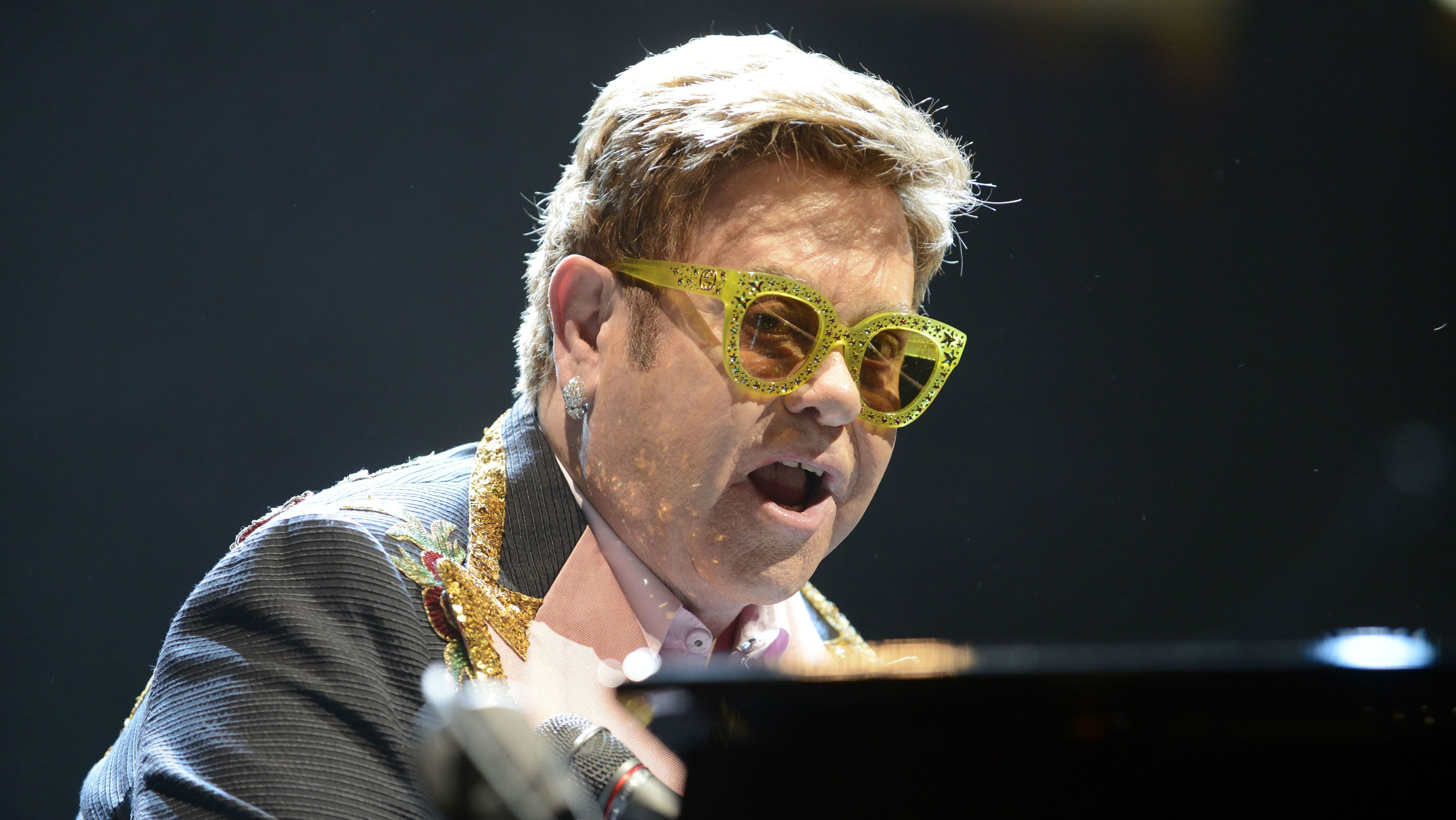 Kifelejtették a Rocketmanből Elton John egykori menyasszonyát