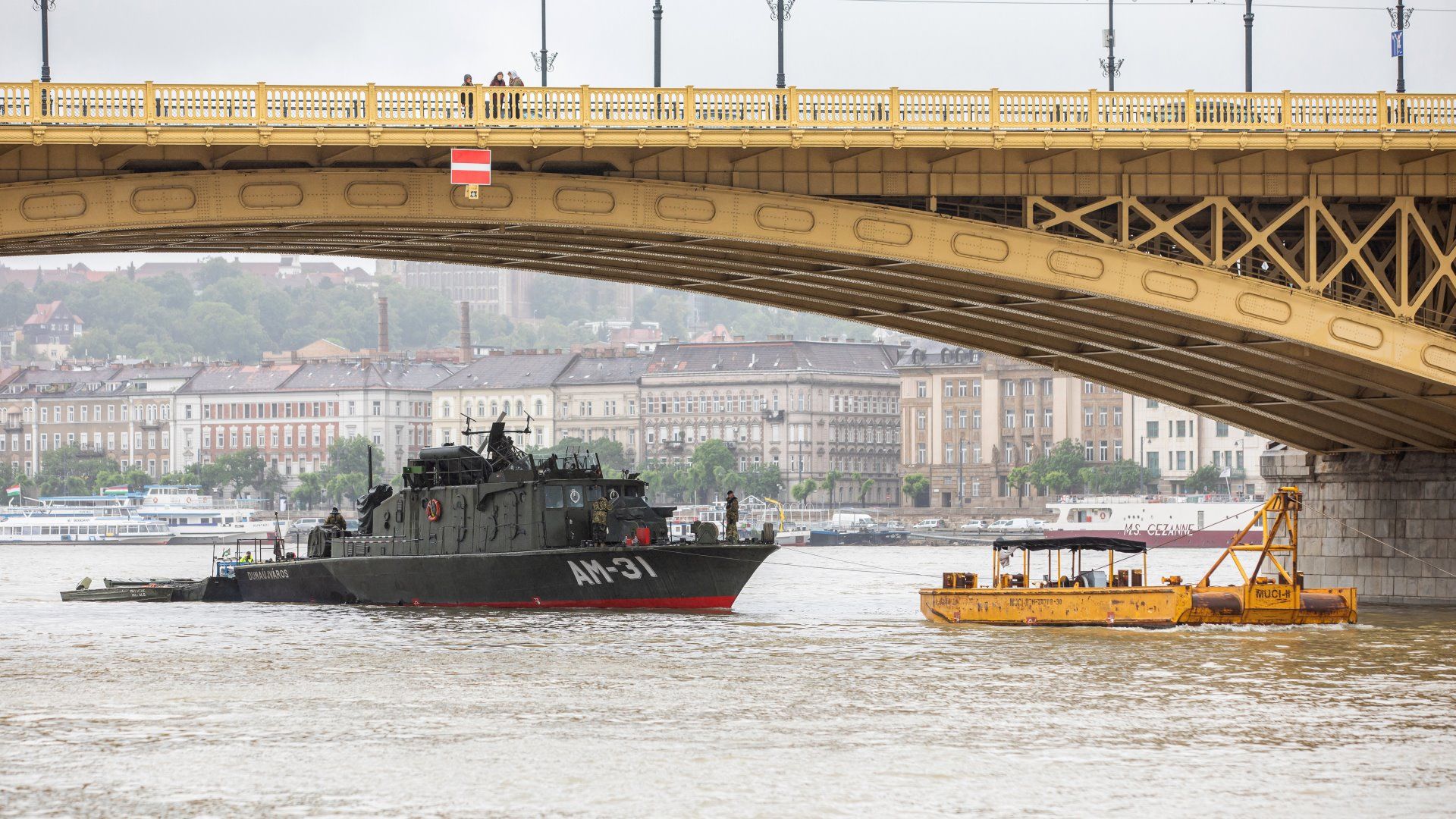 Budapestre küldi Ausztria a Cobra különleges egység búvárjait