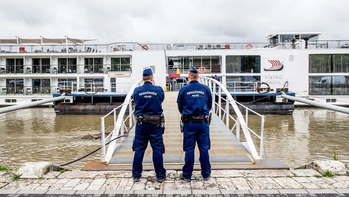 A szállodahajó utasai közül többen is végignézték a tragédiát