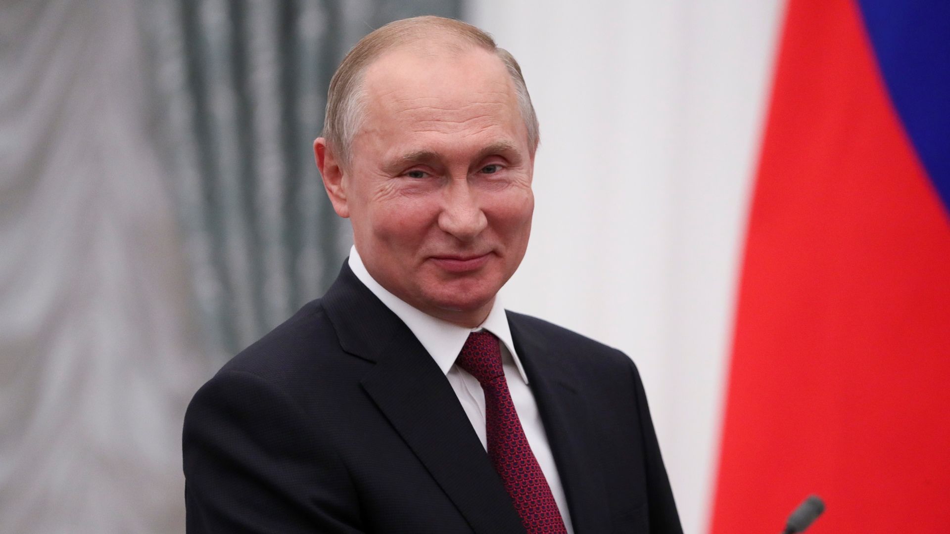 Megduplázta a Putyin iránti bizalmat az orosz állami közvélemény-kutató intézet