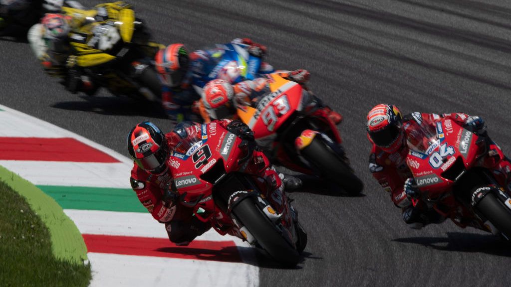 Csak a szokásos: fantasztikus versenyen történelmi olasz győzelem a MotoGP-ben
