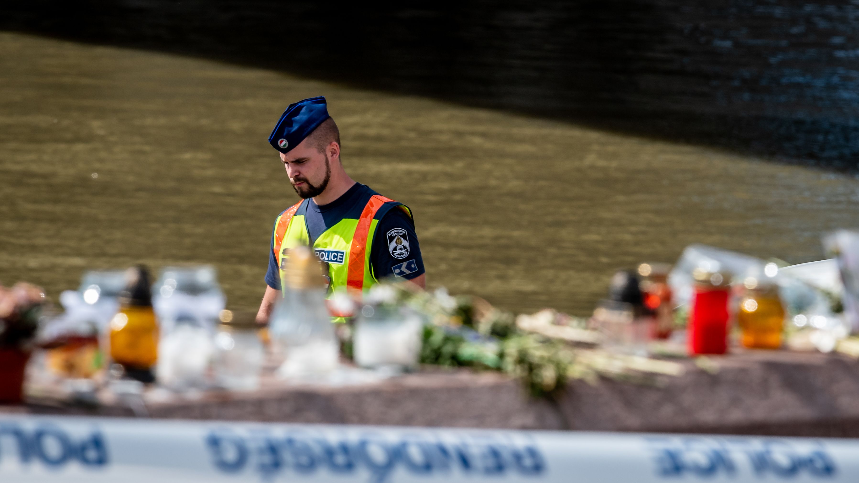 Dunai hajóbaleset: három holttestet rendőrkutyák találtak meg