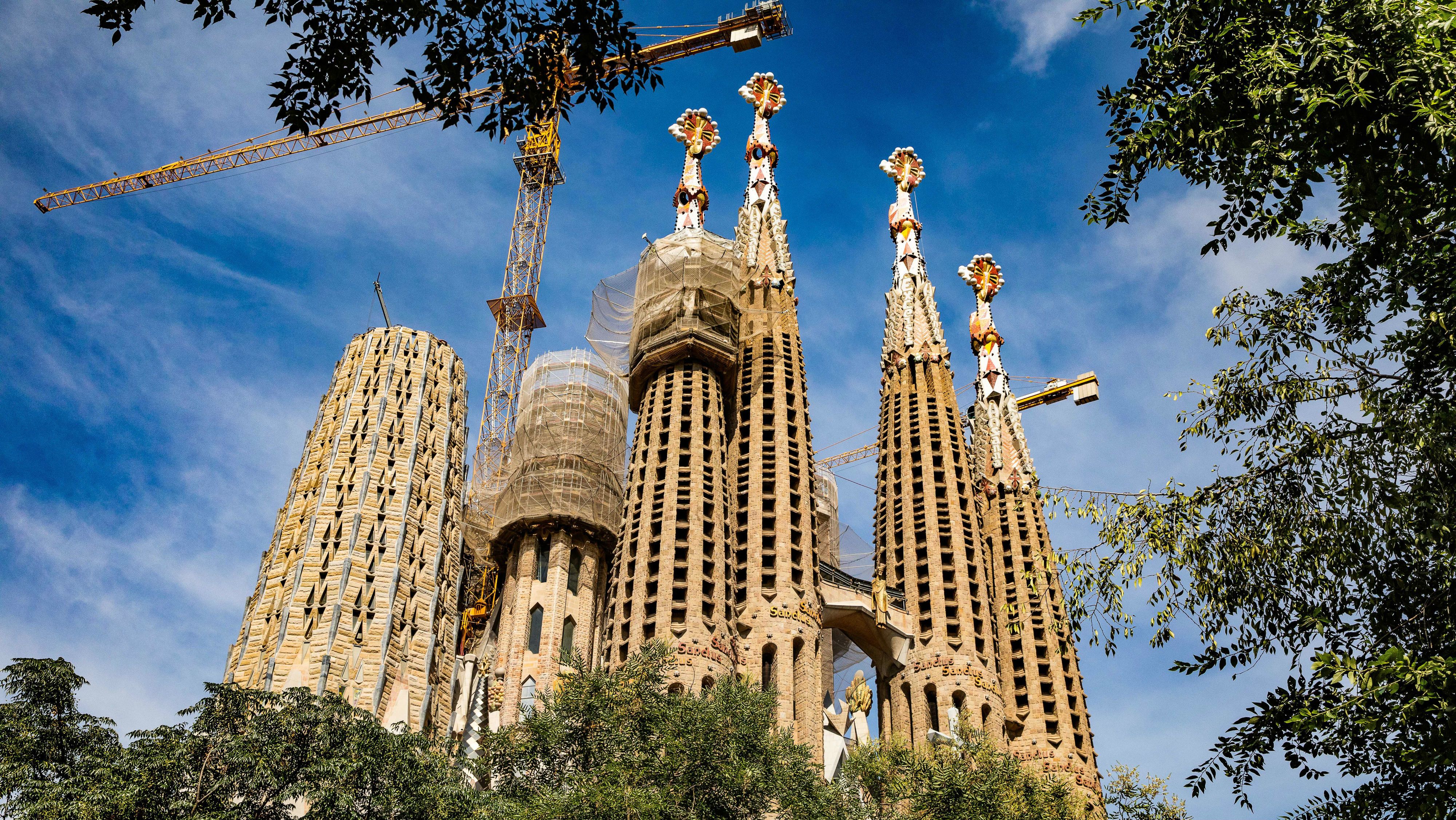 A Sagrada Familia 130 év után építési engedélyt kapott