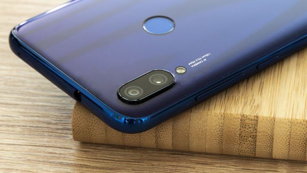 Xiaomi Mi Play: használható okostelefon, kevesebb, mint 35 000 forintért