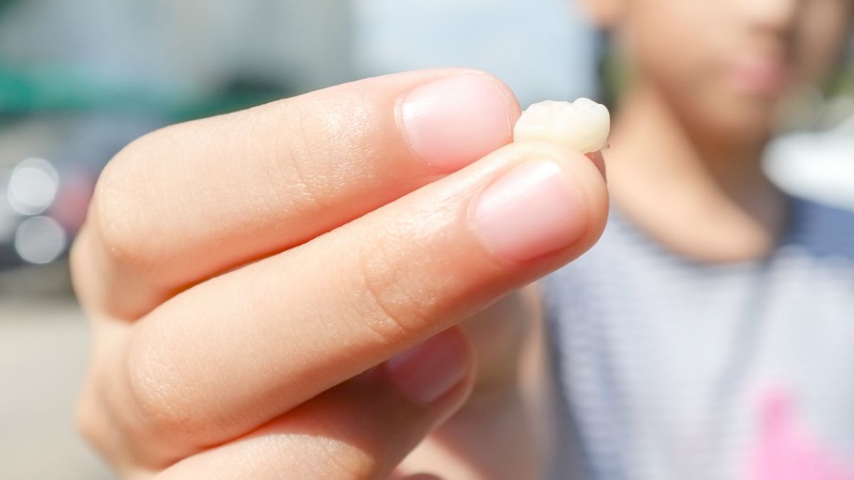 A heréjében találták meg az orvosok a 13 éves fiú hiányzó fogát