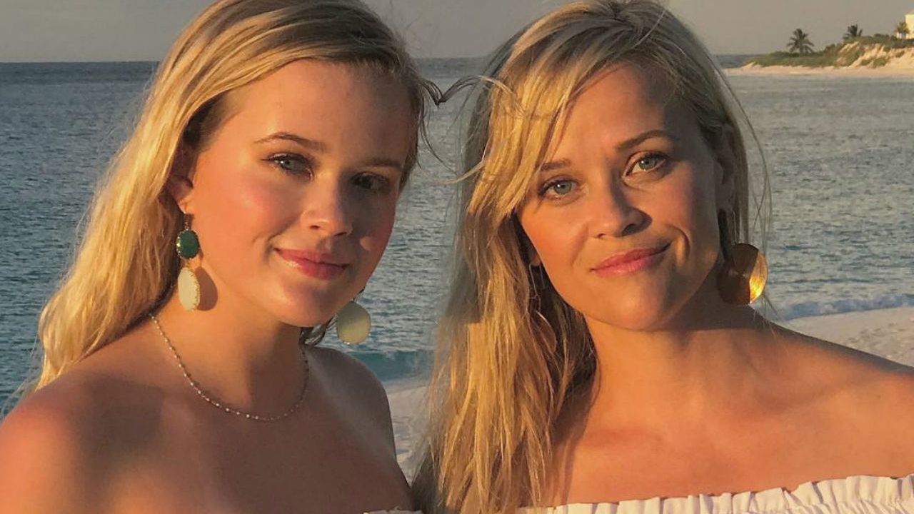 Szavazás: Reese Witherspoon lánya tényleg az apja hasonmásával jár?
