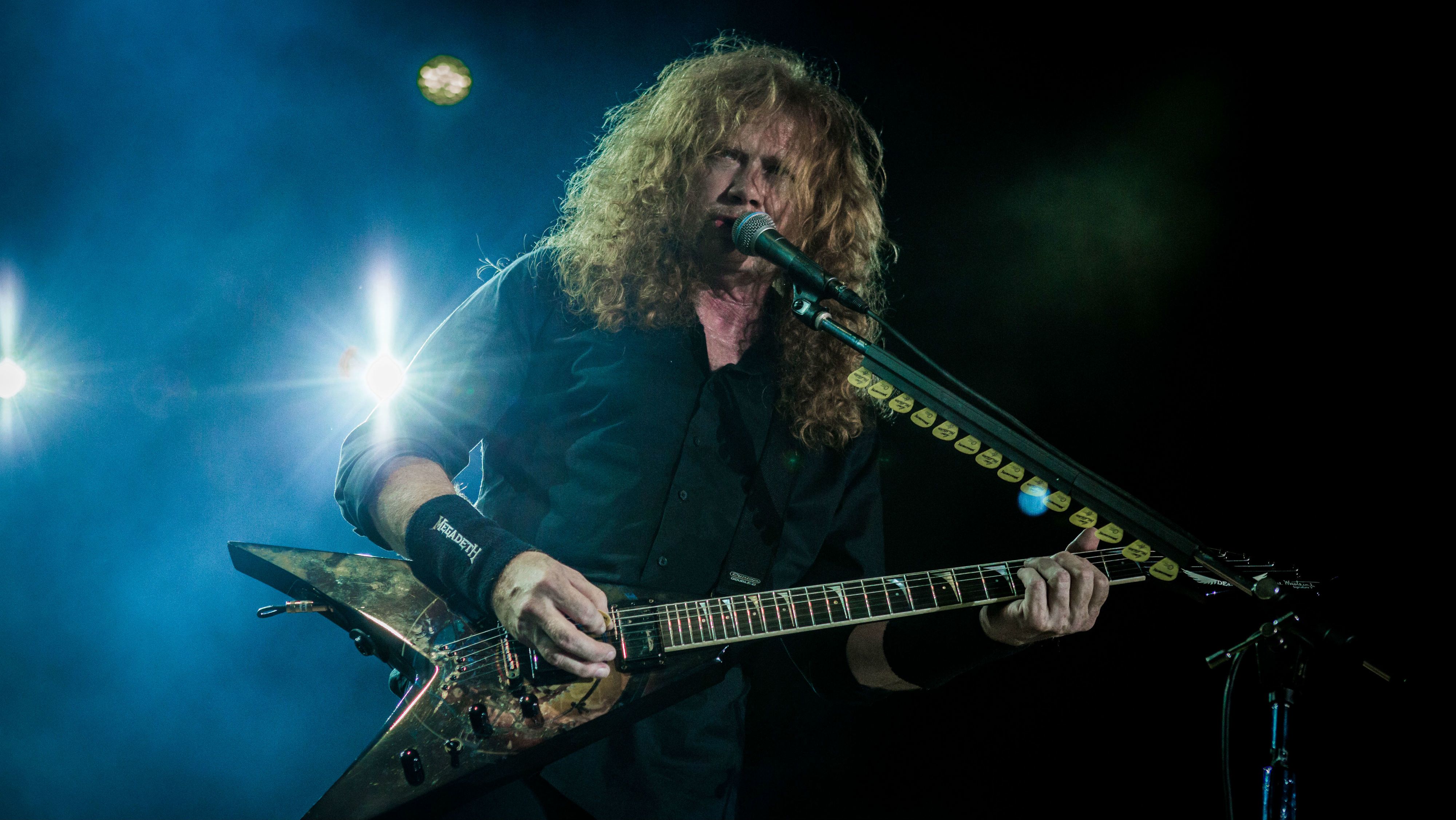 Torokrákos Dave Mustaine, a Megadeth frontembere