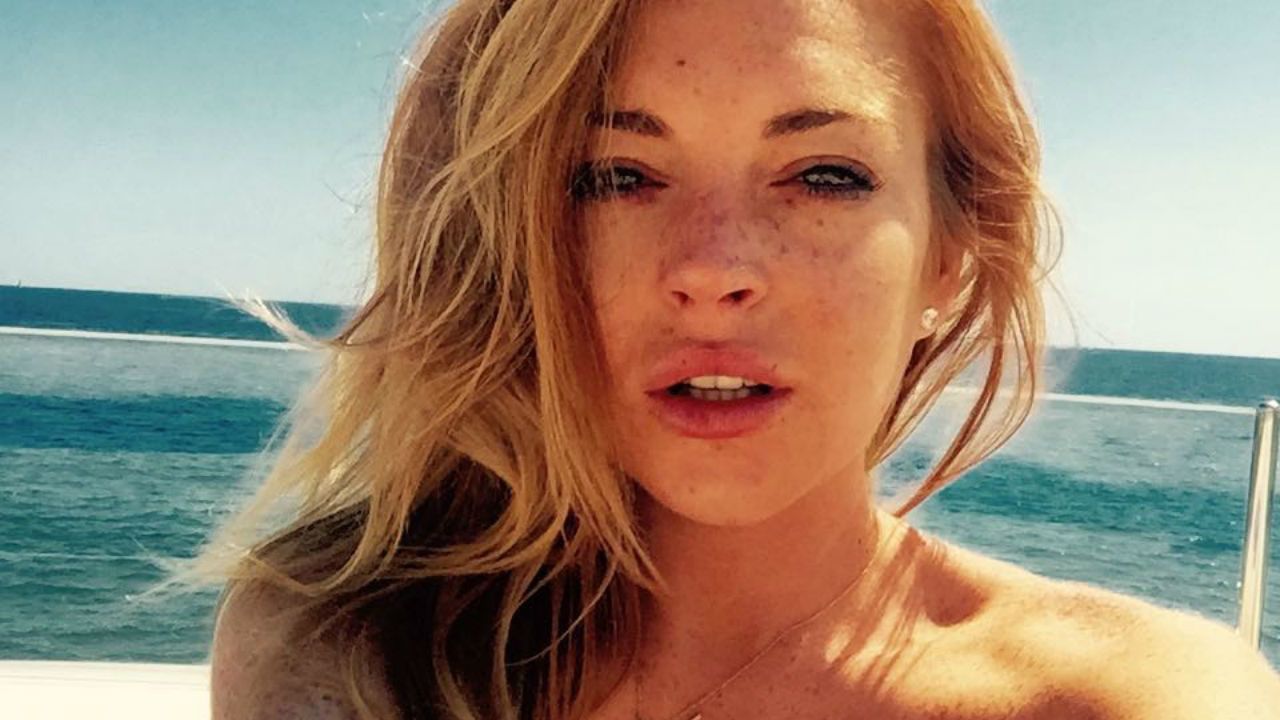 Lindsay Lohan görögországi luxus strandja romokban hever