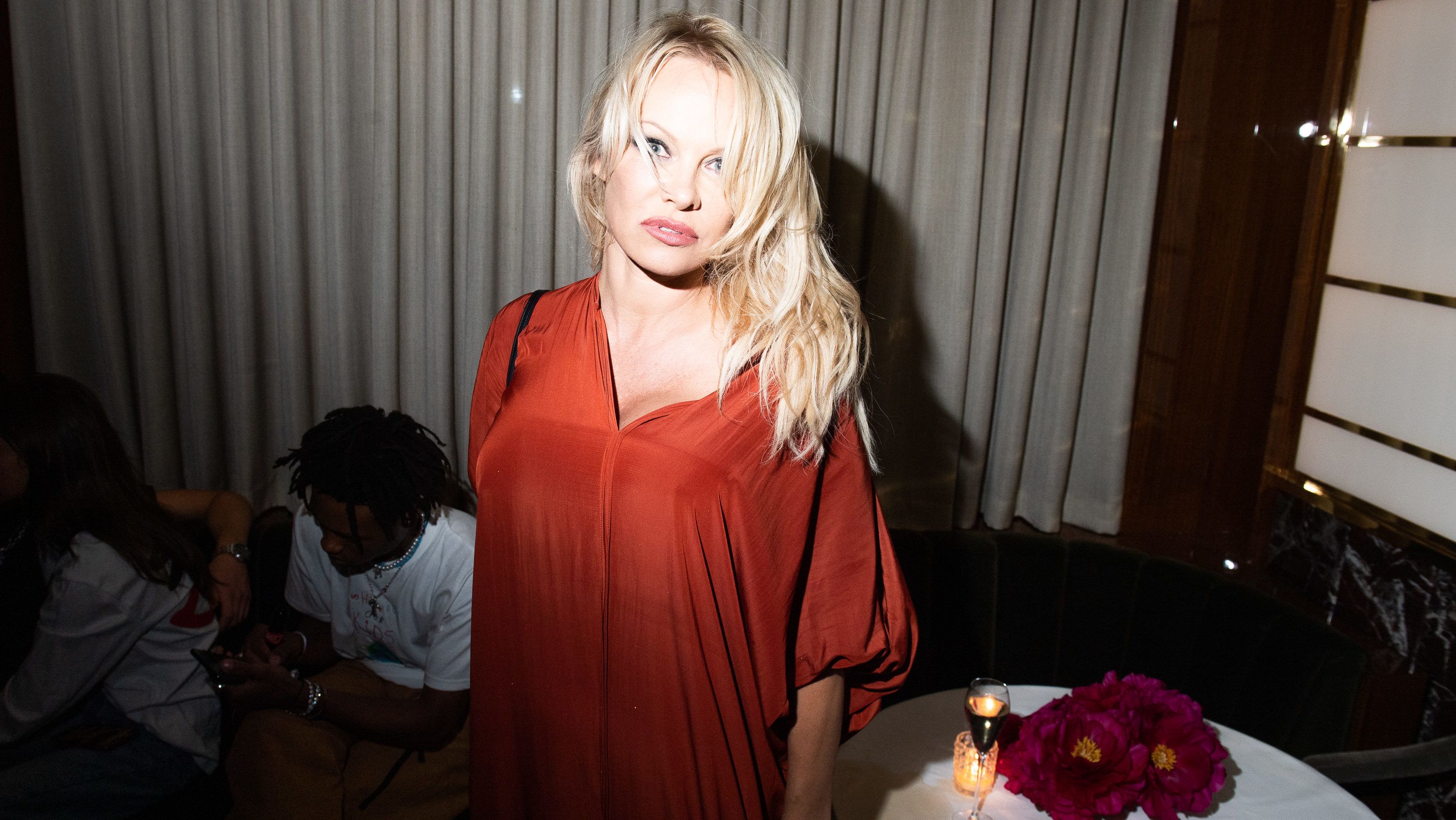 Pamela Andersonnak testőre van, mert fél az exétől, aki nem akarja elfogadni a szakítást