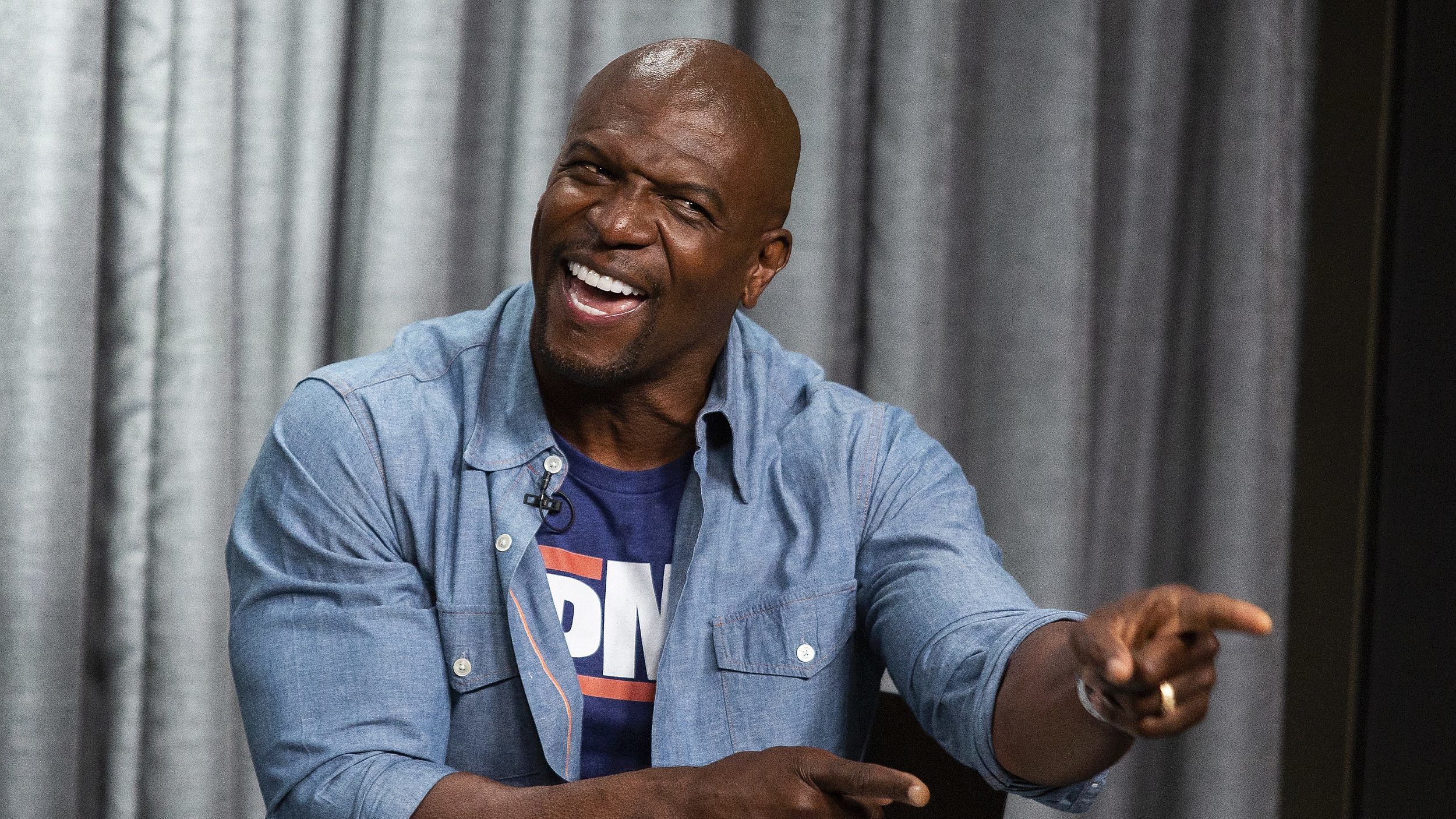 Terry Crews a pornófüggősége miatt lépett félre