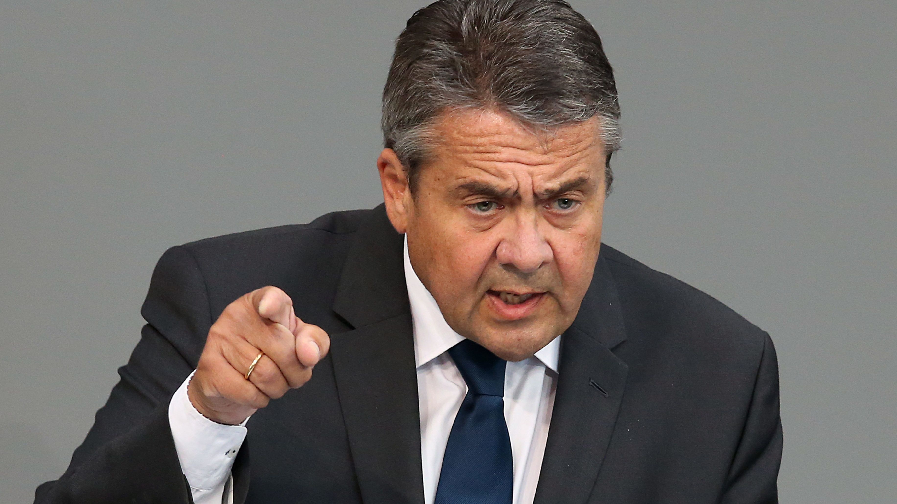 A volt német külügyminiszter megakadályozná, hogy von der Leyent kinevezzék EB-elnöknek