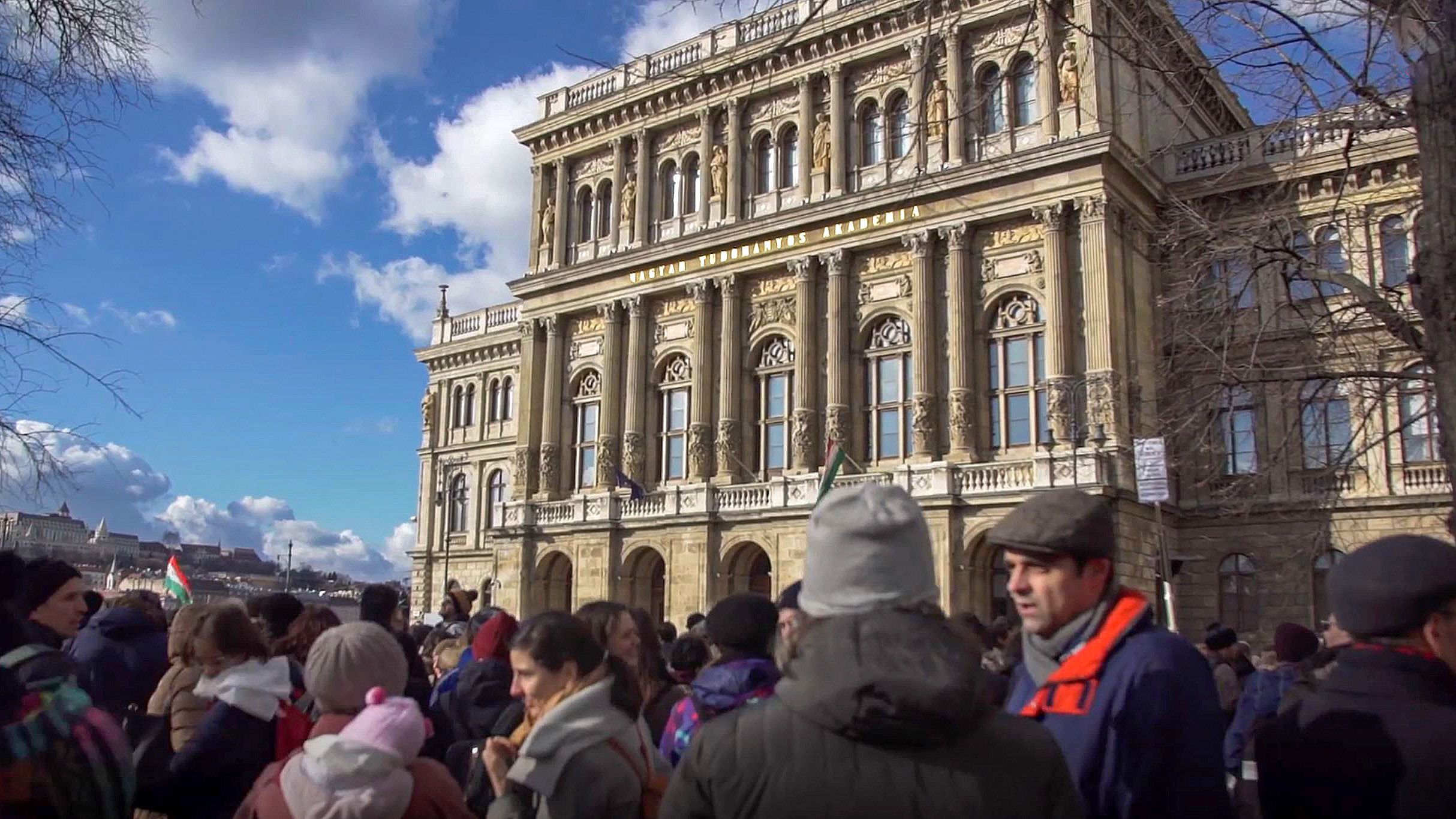 Orbánt nem hatotta meg, hogy a teljes német tudományos elit megkérte az MTA békén hagyására