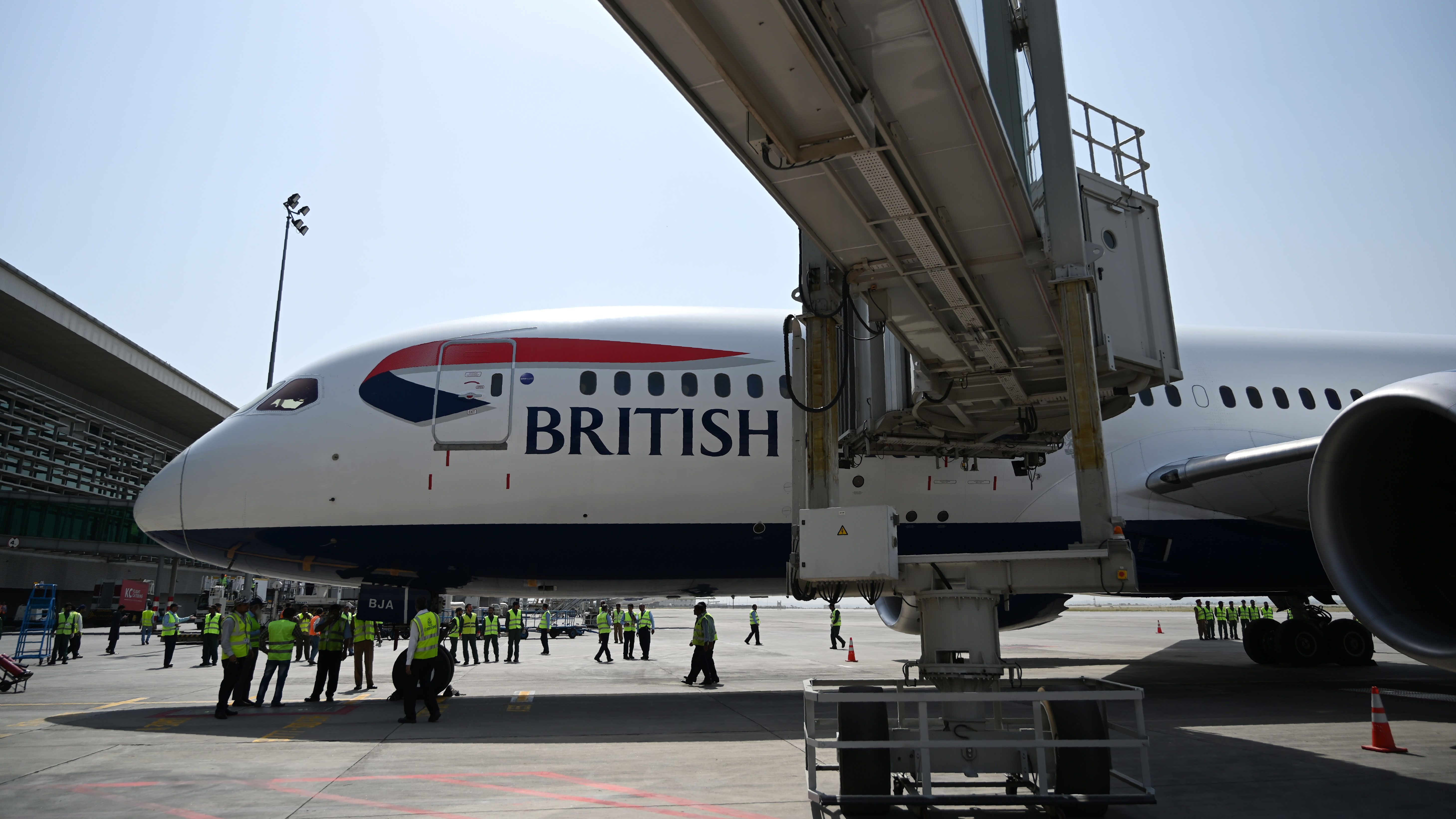 Rekordbüntetést kaphat a British Airways a több százezer utast érintő hackertámadás miatt