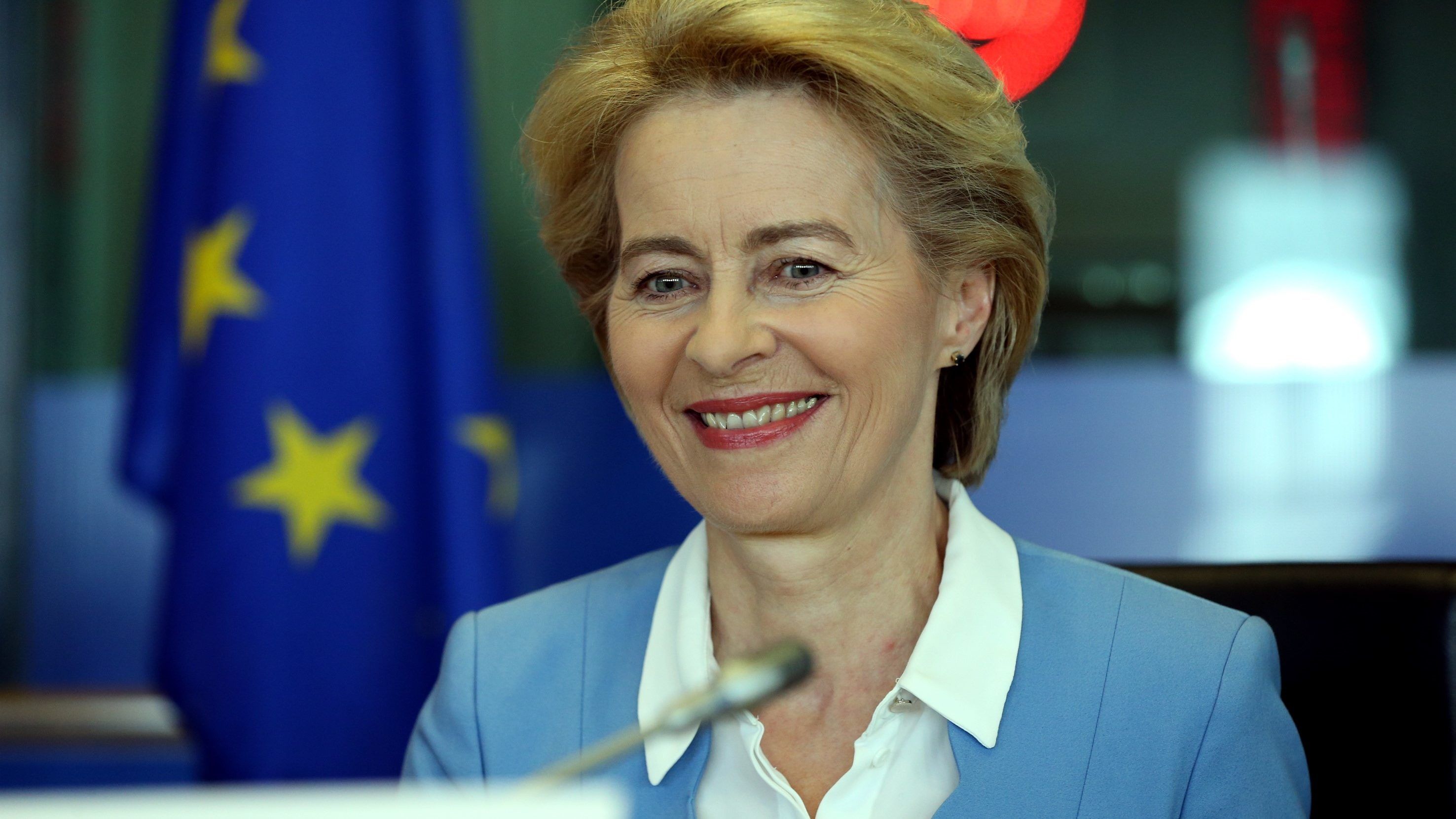 Ursula von der Leyen ígéretet tett a jogállamiság végrehajtásának tagállami ellenőrzésére