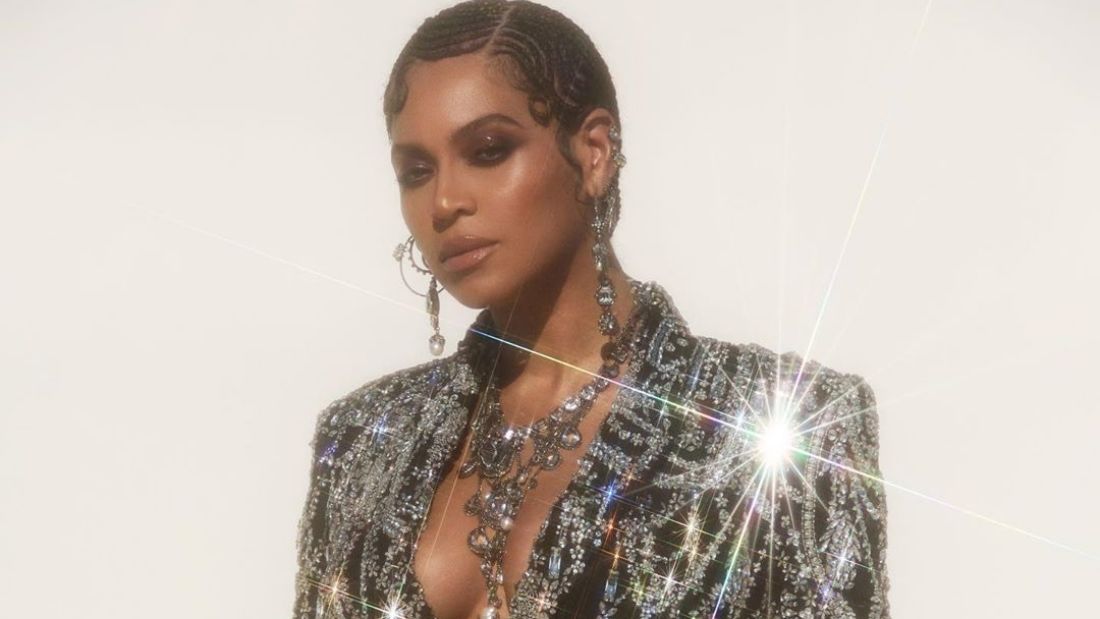 Beyoncé úgy csillogott Az oroszlánkirály bemutatóján, hogy a Holdról is látták