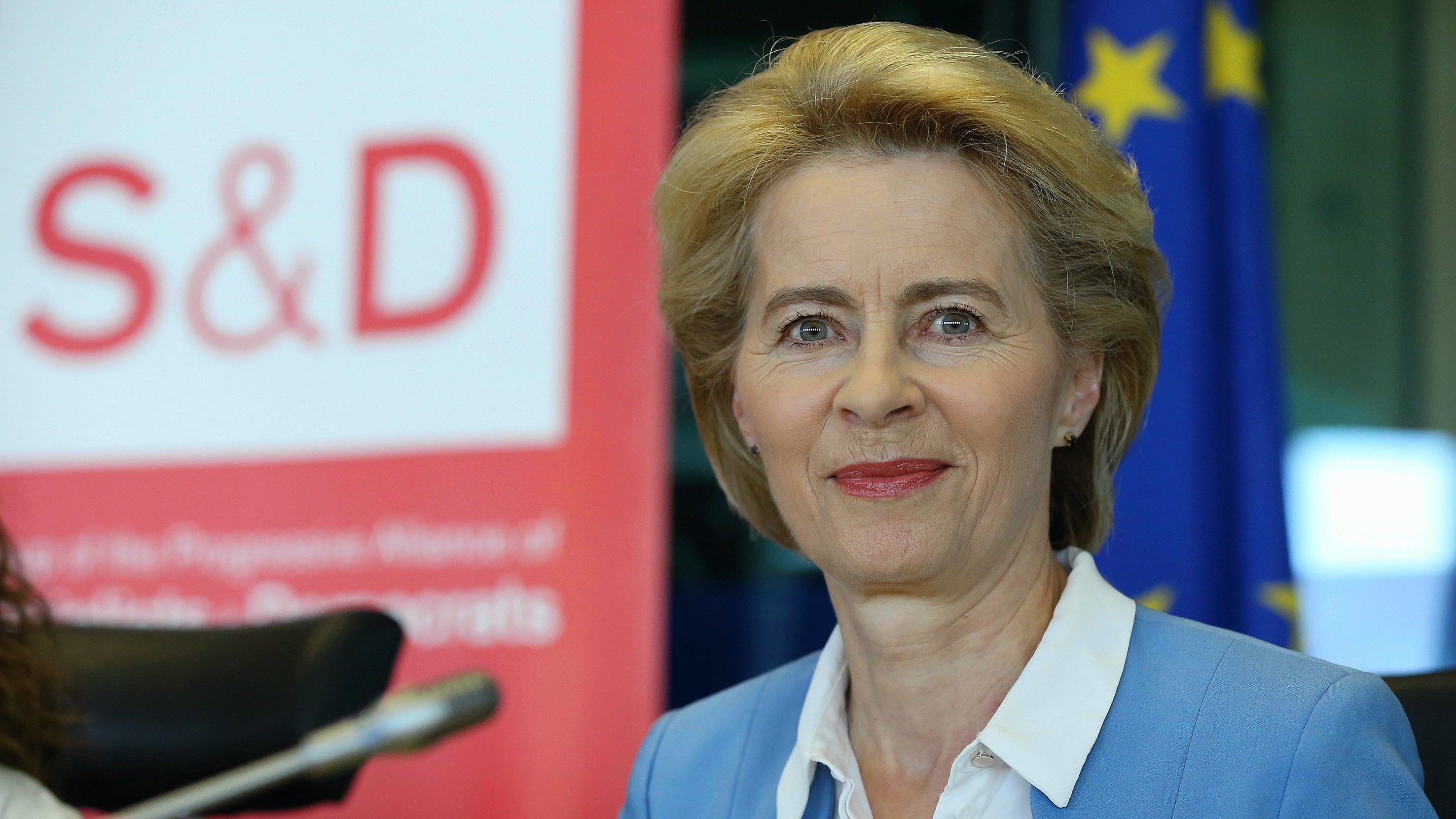 Menekültügyi megállapodást ígért a szocialistáknak von der Leyen