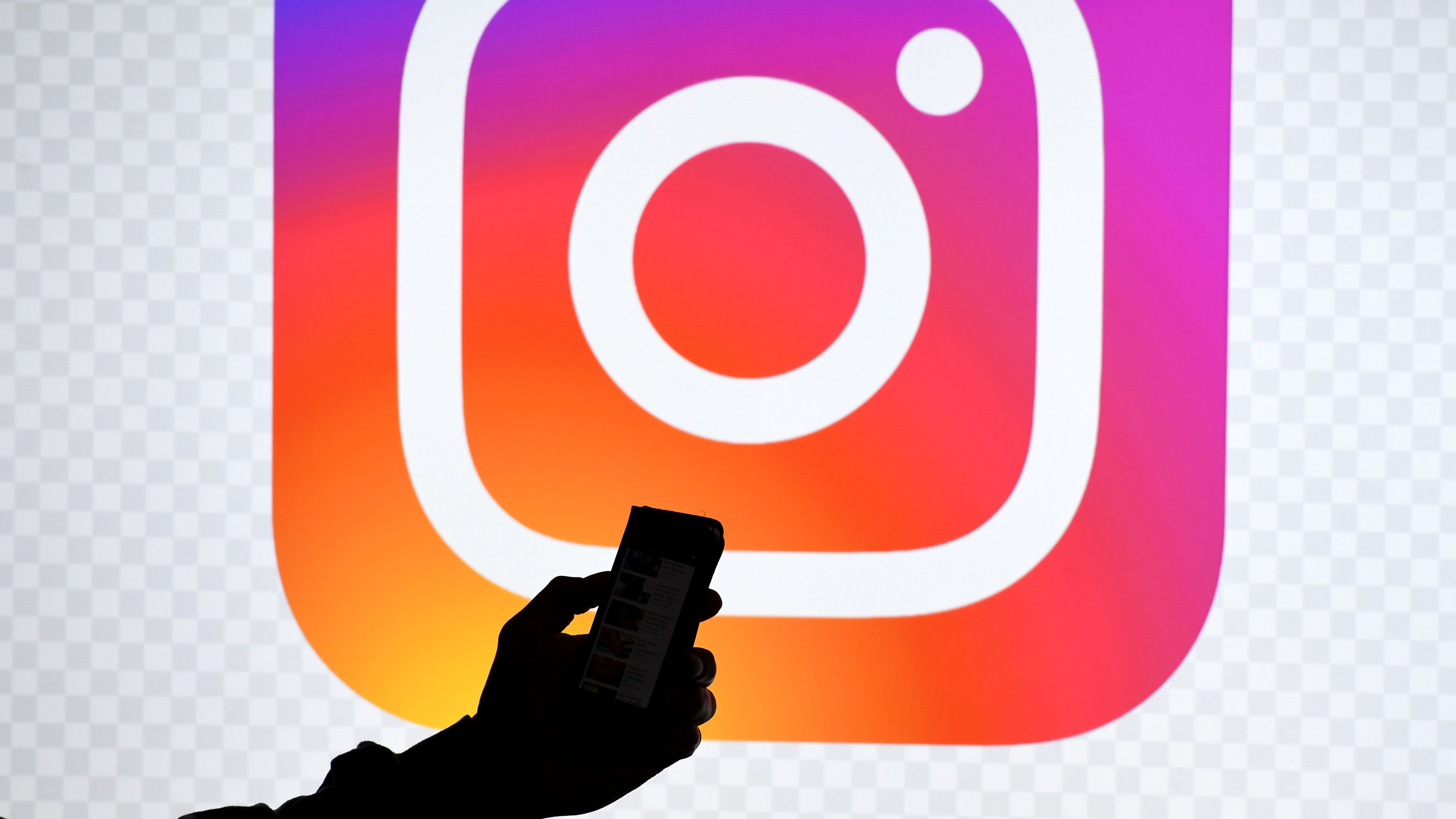 Elrejti az Instagram a lájkszámlálót