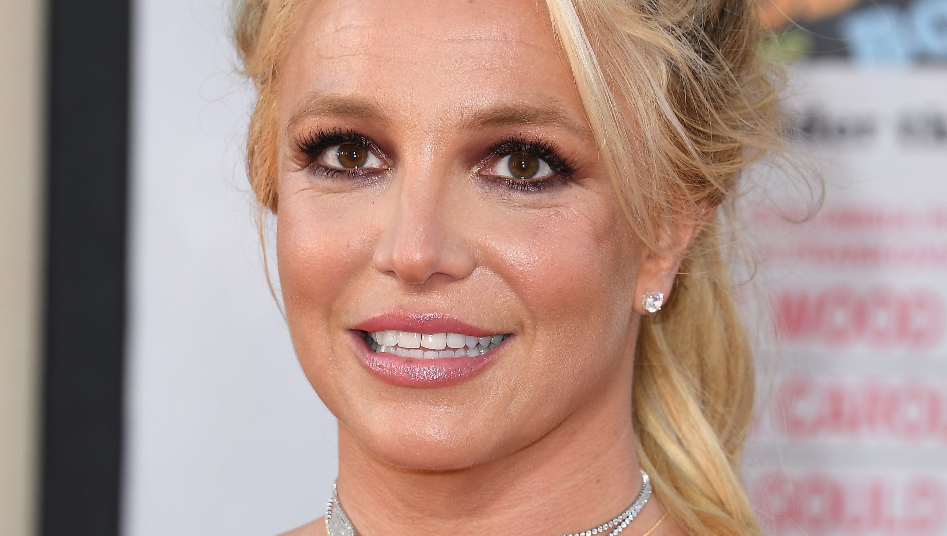 Britney Spears már a vörös szőnyegen is felvállalta pasiját