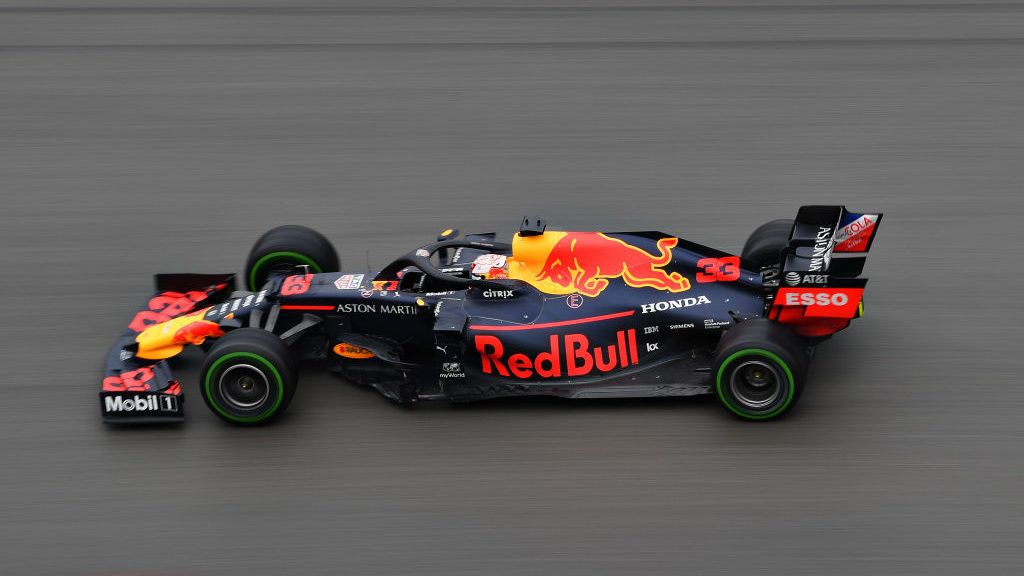 Őrült káosz, az év versenye: Verstappen nyerte a Német Nagydíjat