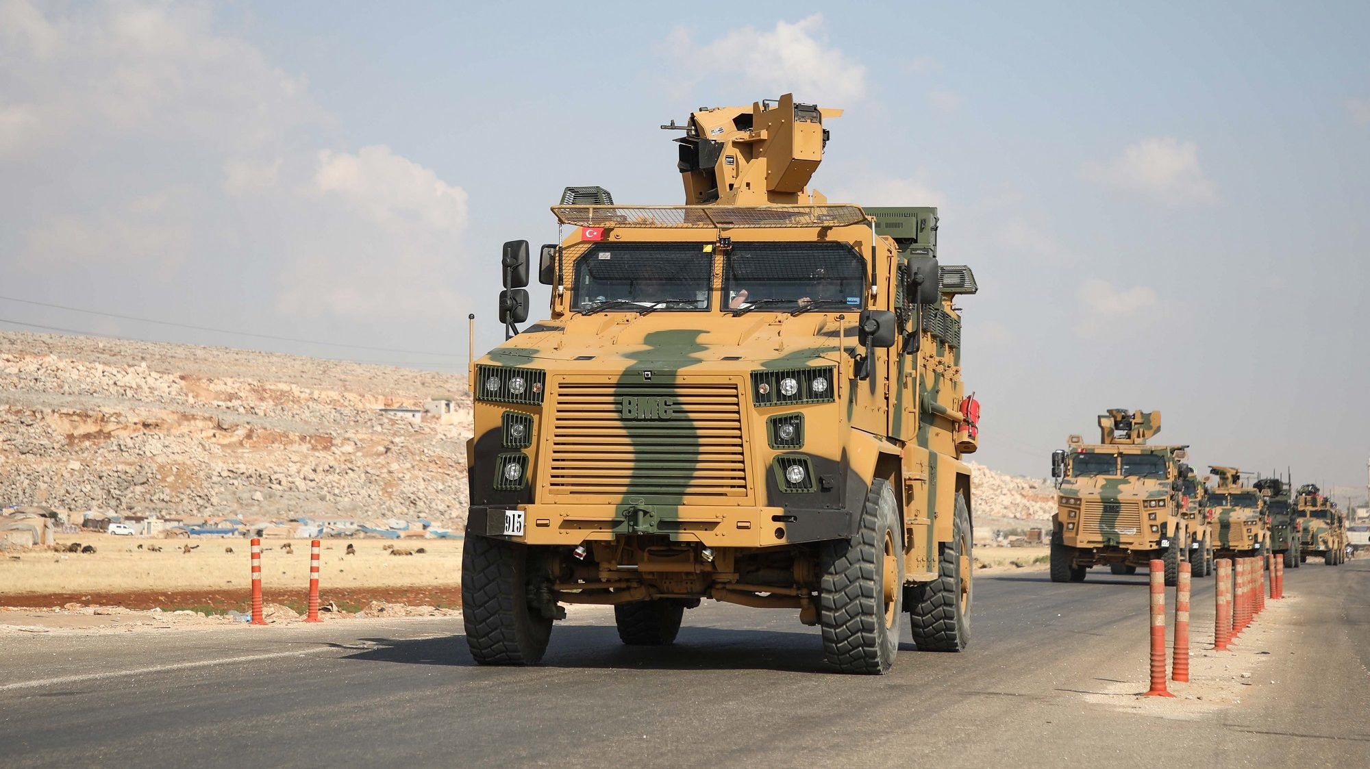 Elfogyott Törökország türelme, a hadsereg bevonul Északkelet-Szíriába